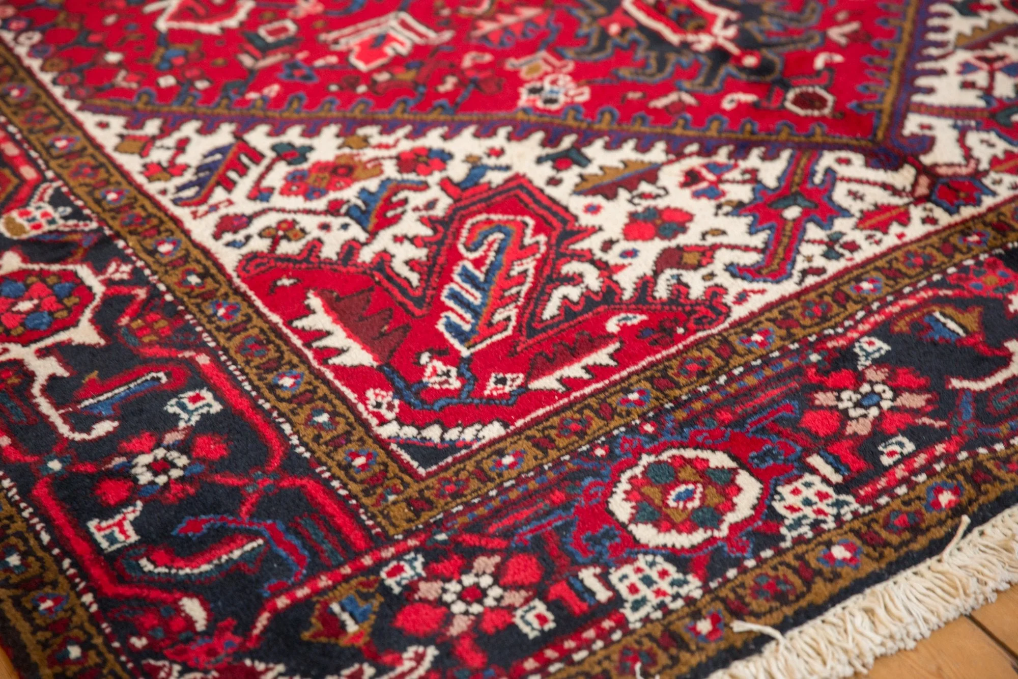 6x9 Vintage Mehrivan Carpet - Image 4