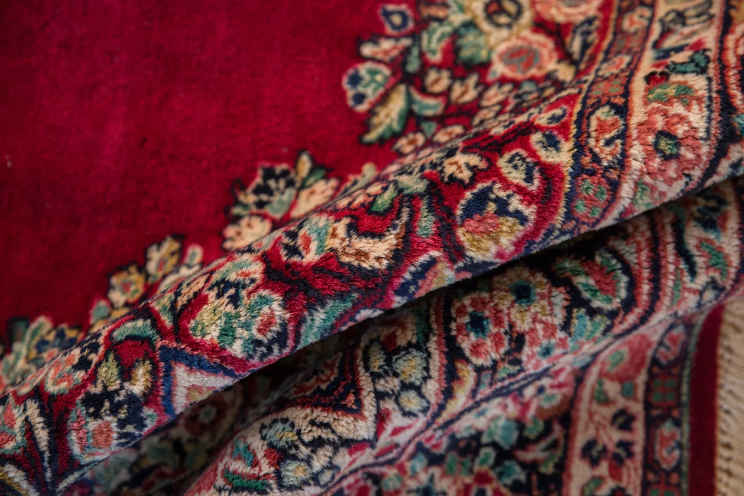 6x9 Vintage Sarouk Carpet - Image 8