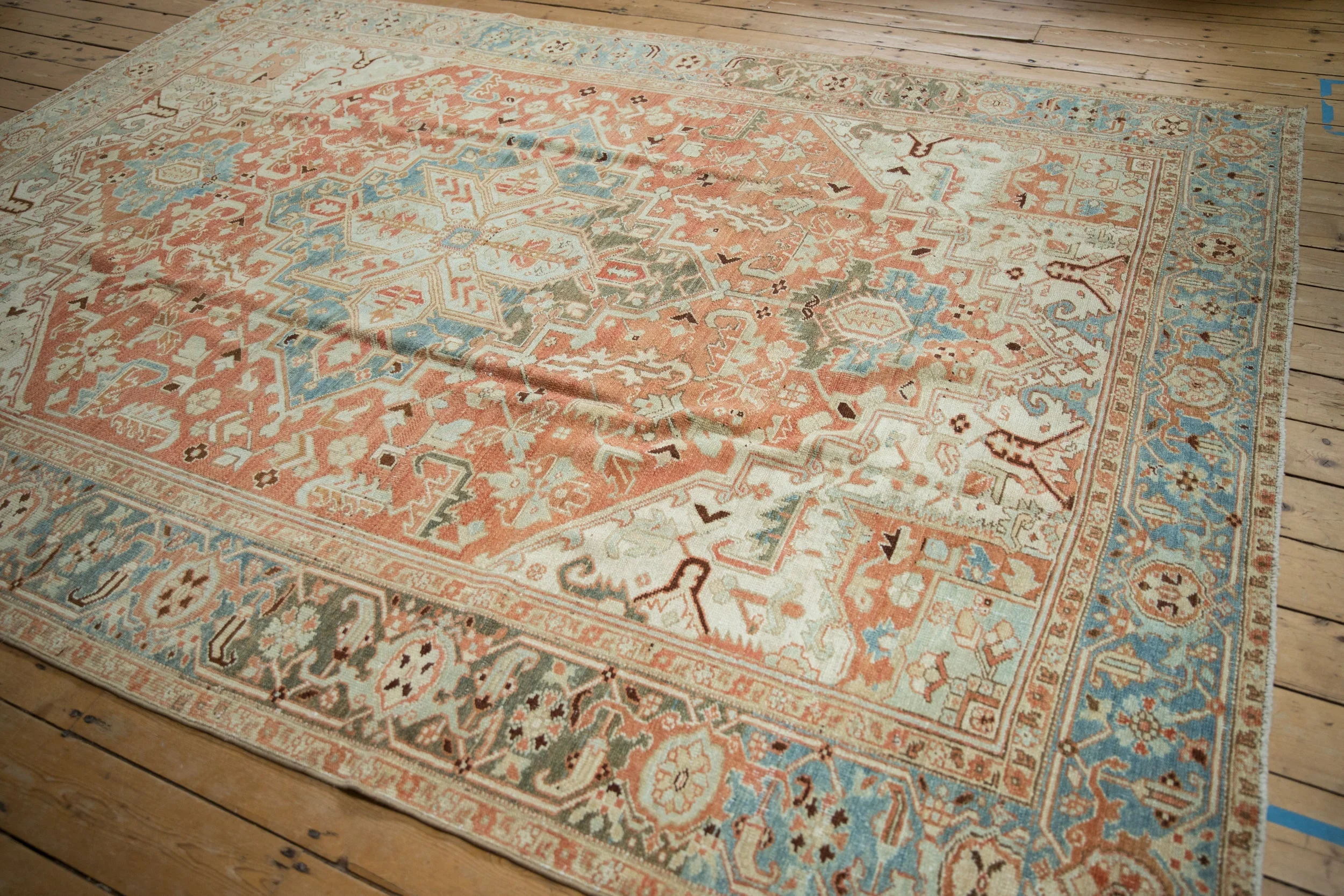 7.5x10.5 Vintage Distressed Heriz Carpet - Image 4
