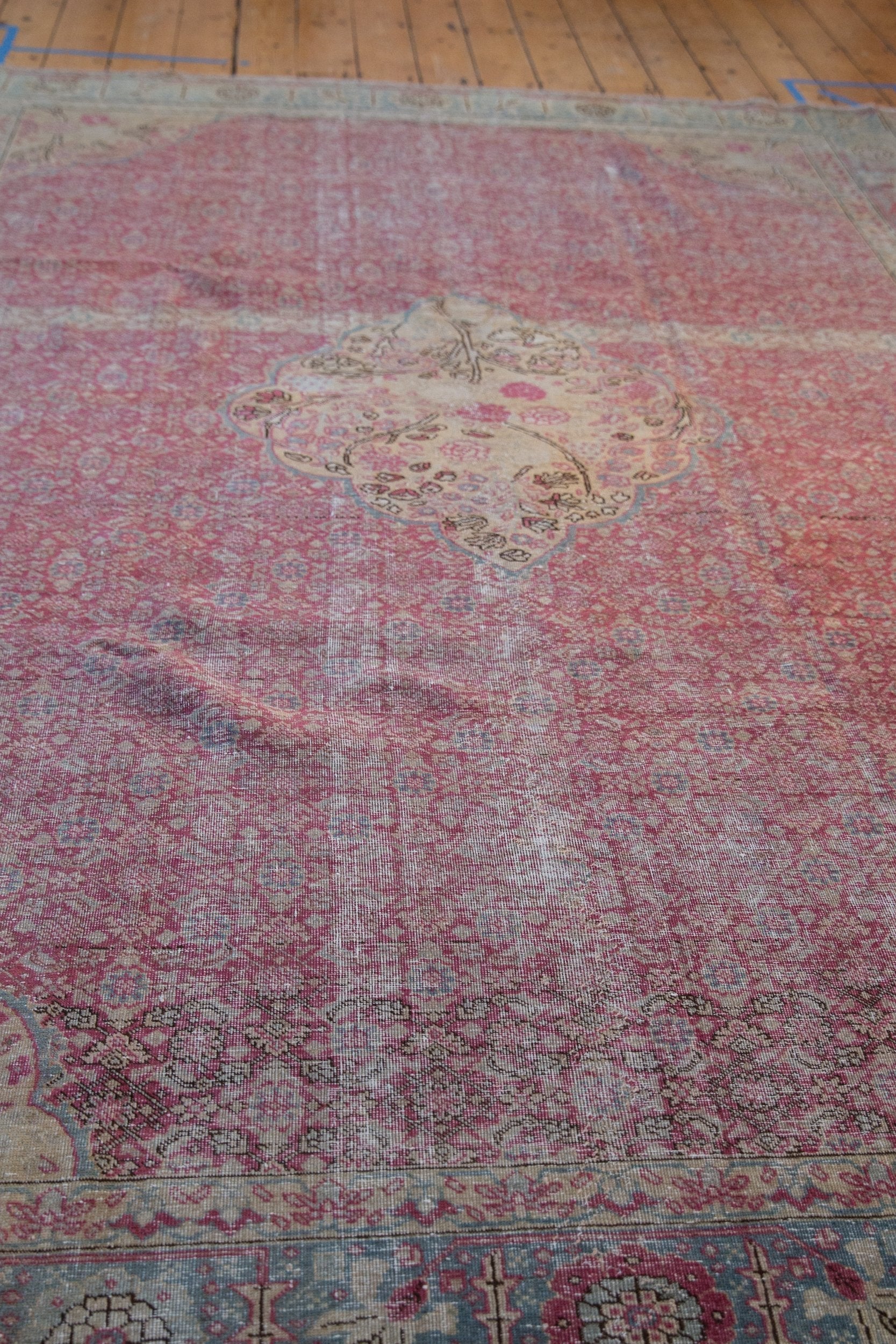 7.5x10.5 Vintage Distressed Kayseri Carpet - Image 4