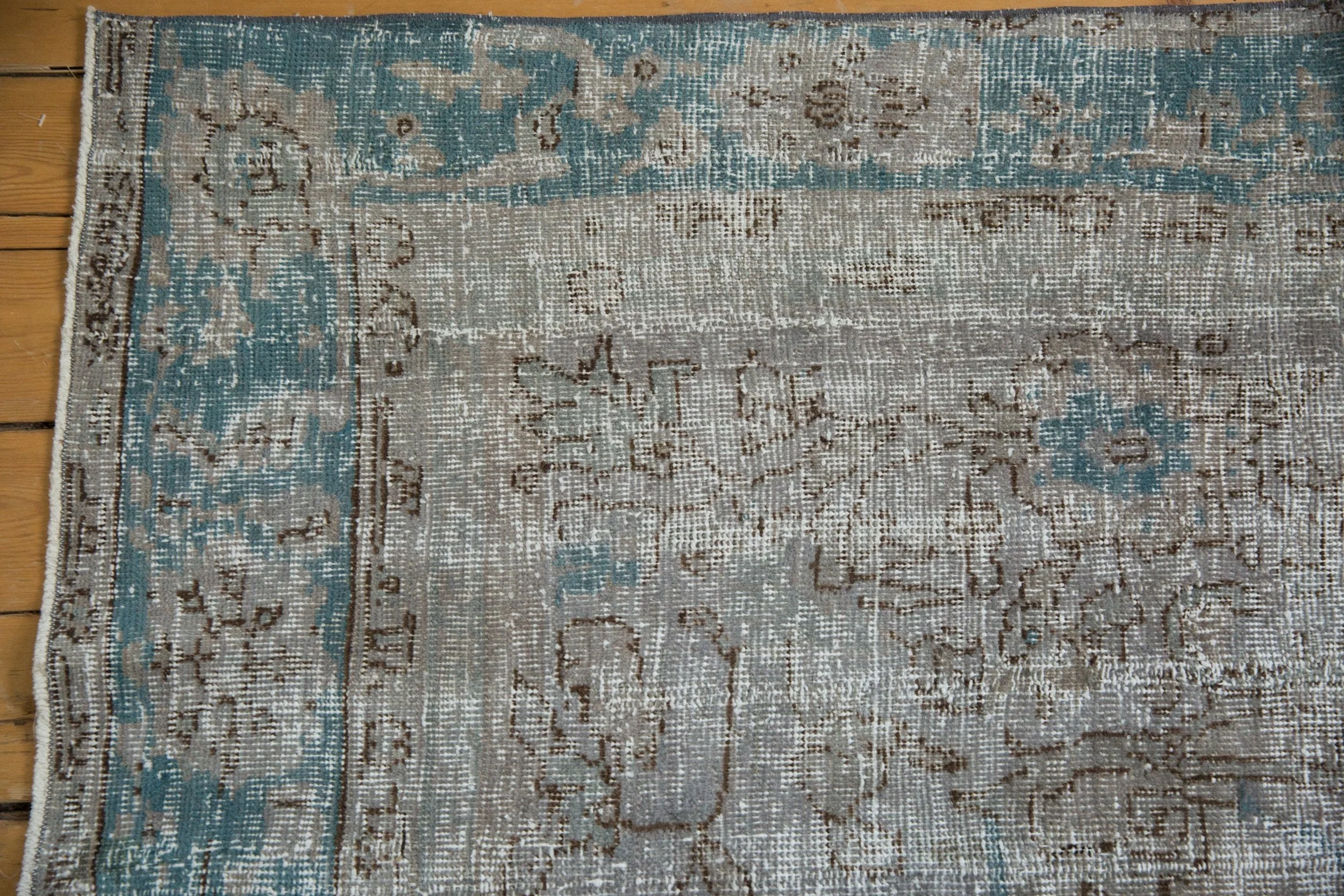 7.5x10.5 Vintage Distressed Oushak Carpet - Image 3