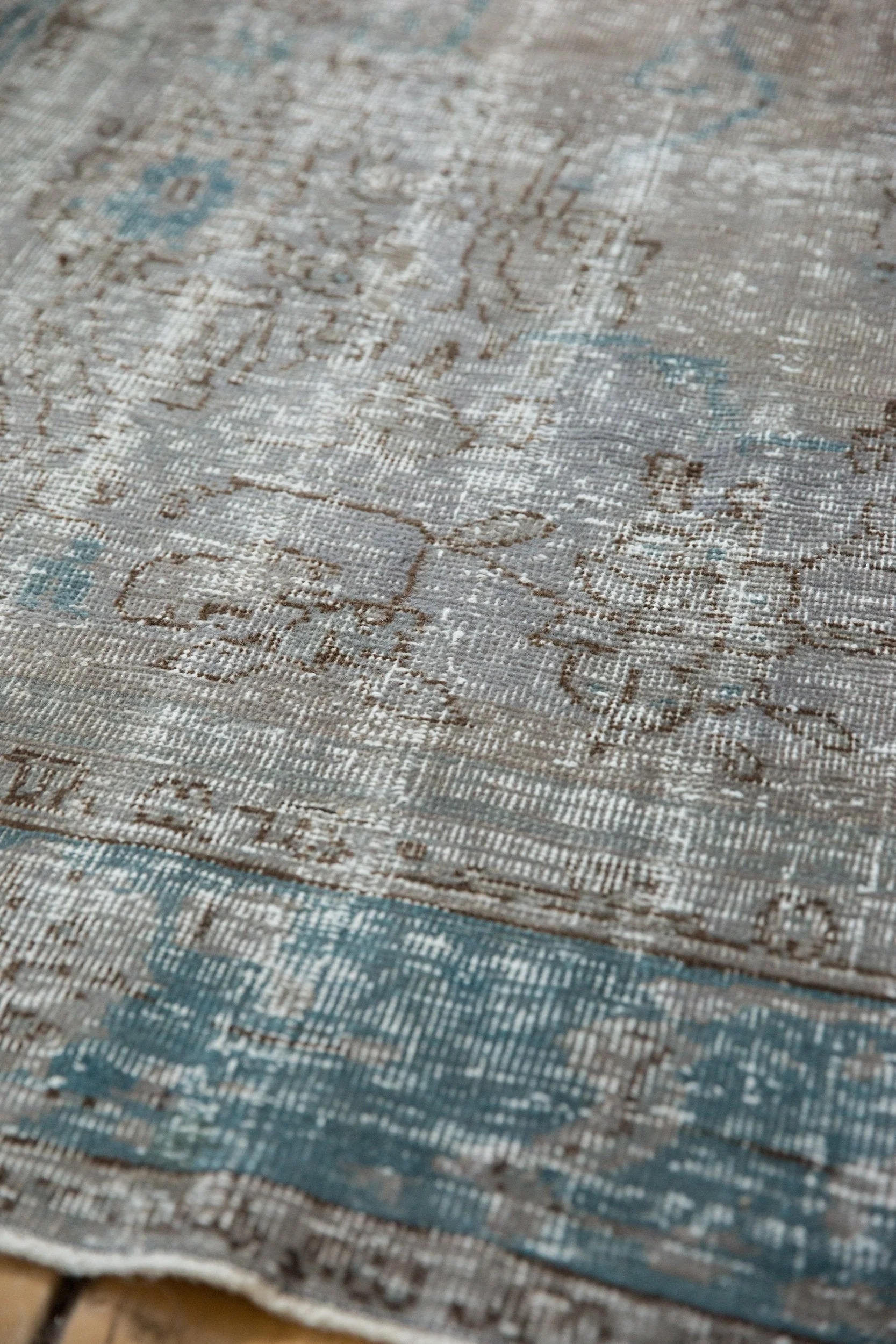 7.5x10.5 Vintage Distressed Oushak Carpet - Image 5