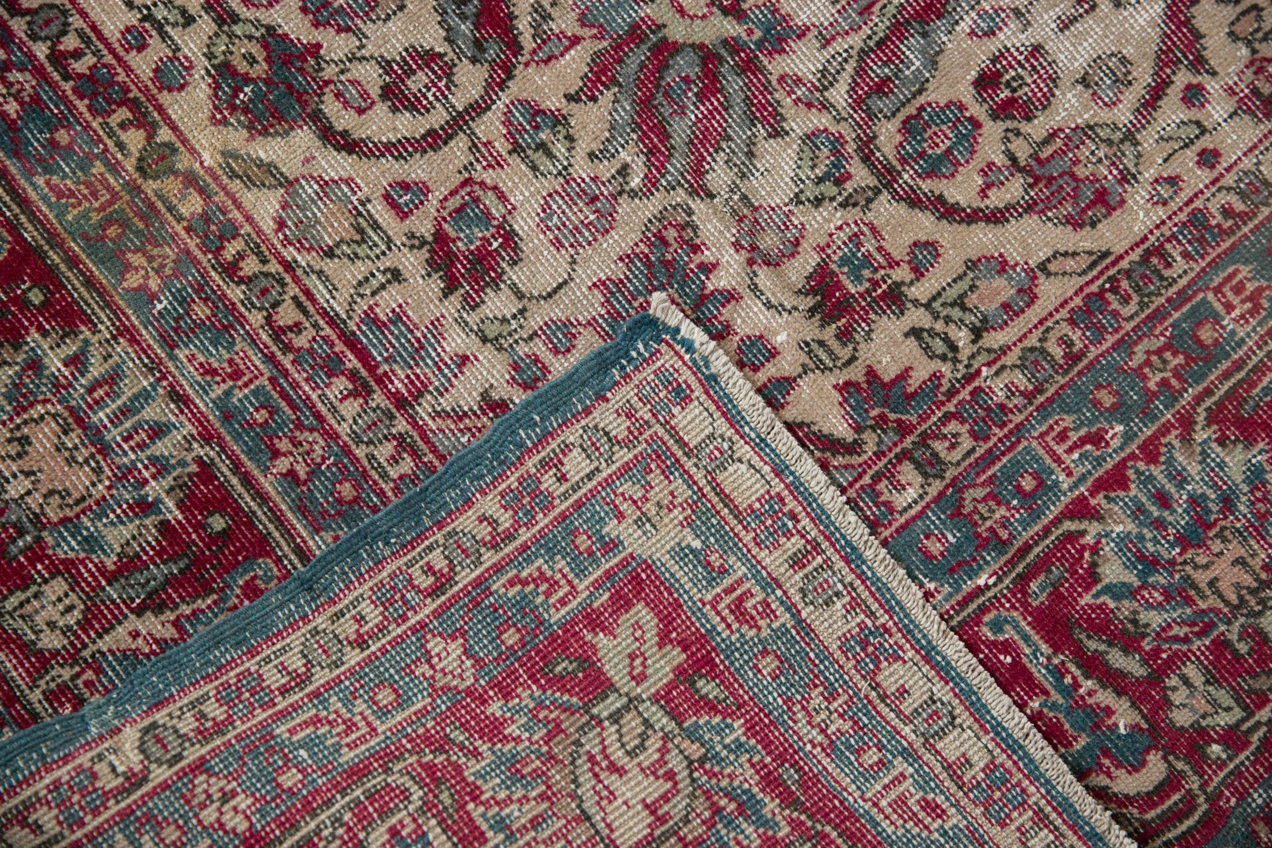 7.5x10.5 Vintage Distressed Sivas Carpet - Image 12