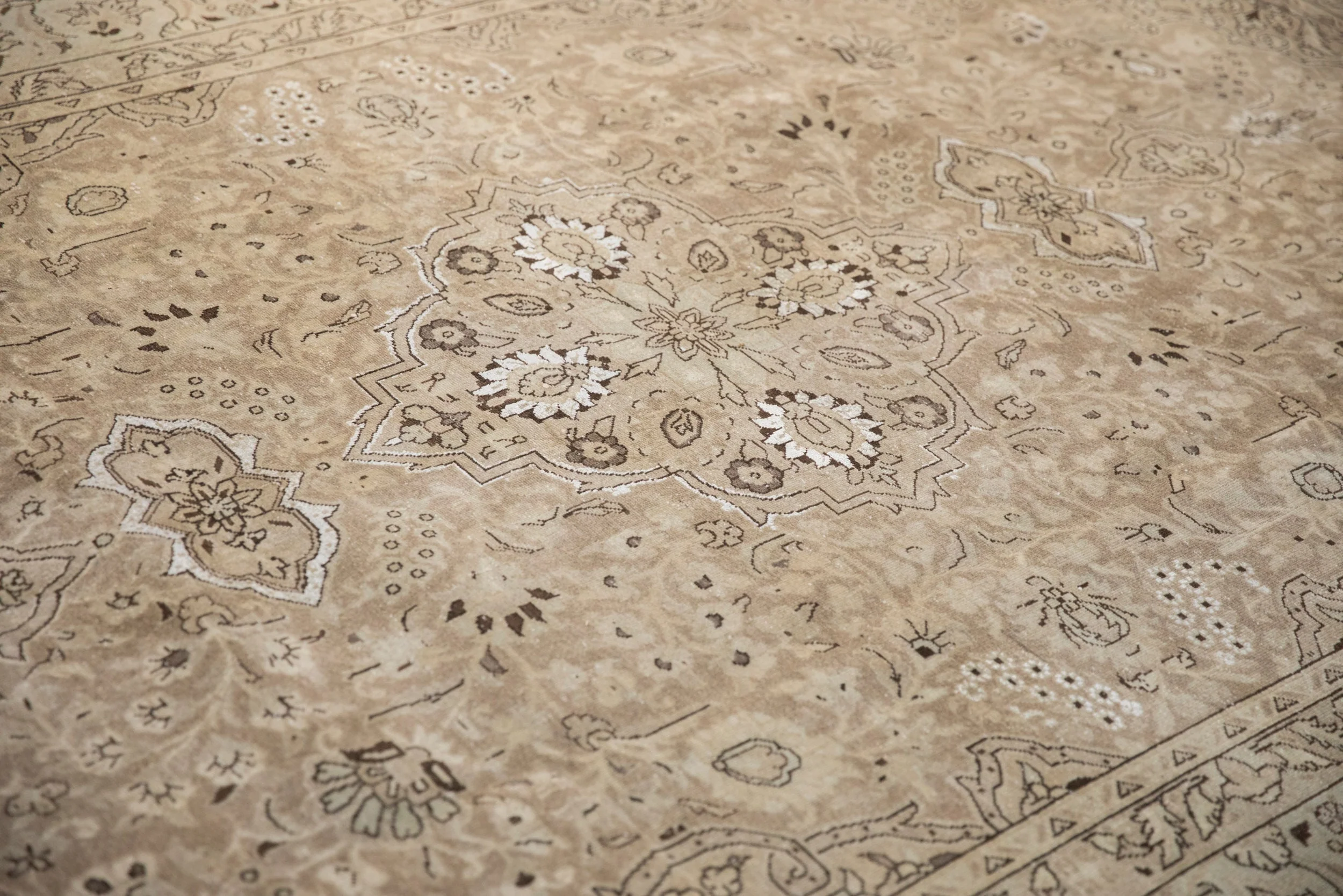 7.5x10.5 Vintage Distressed Tabriz Carpet - Image 7