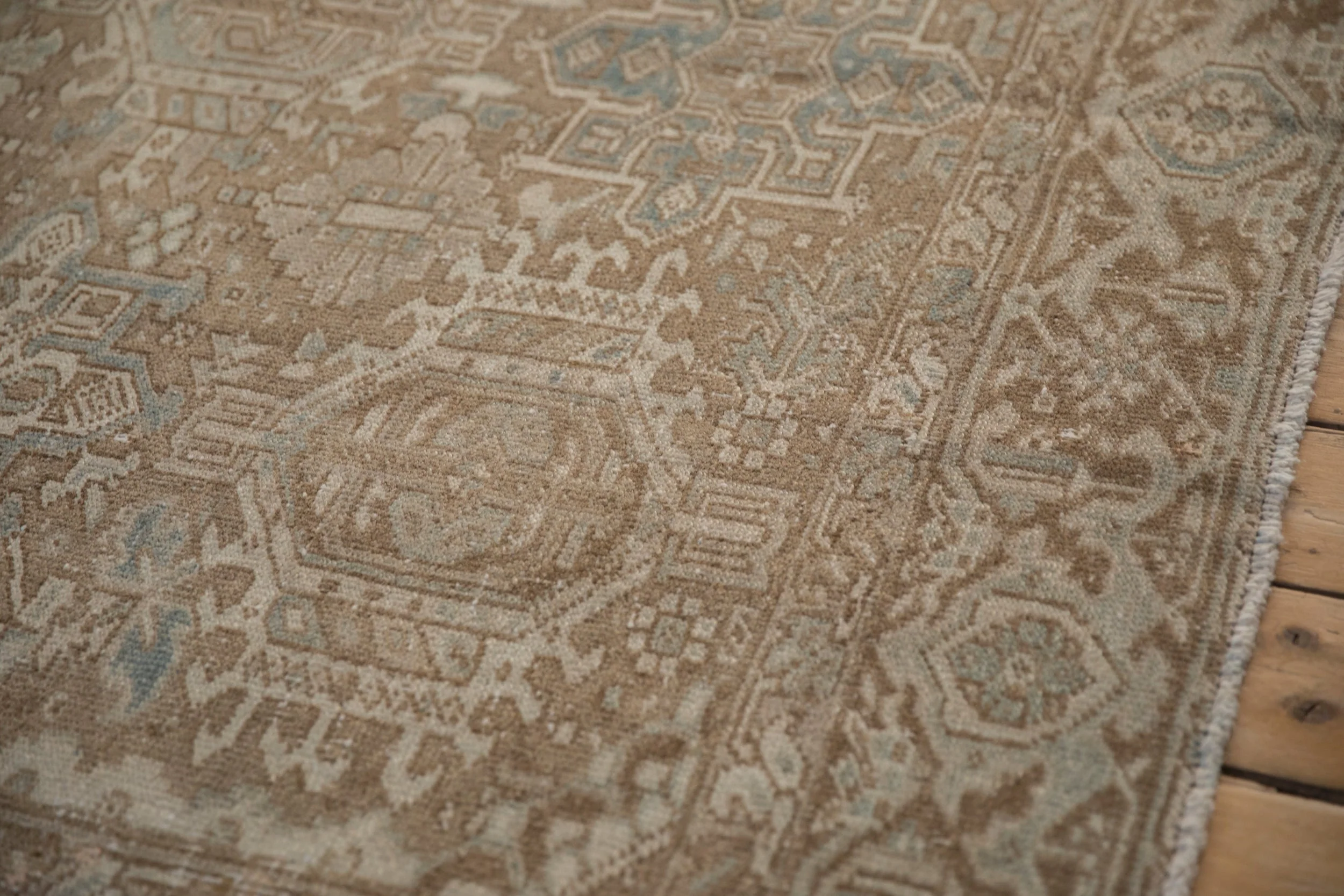 7.5x10 Vintage Distressed Heriz Carpet - Image 11