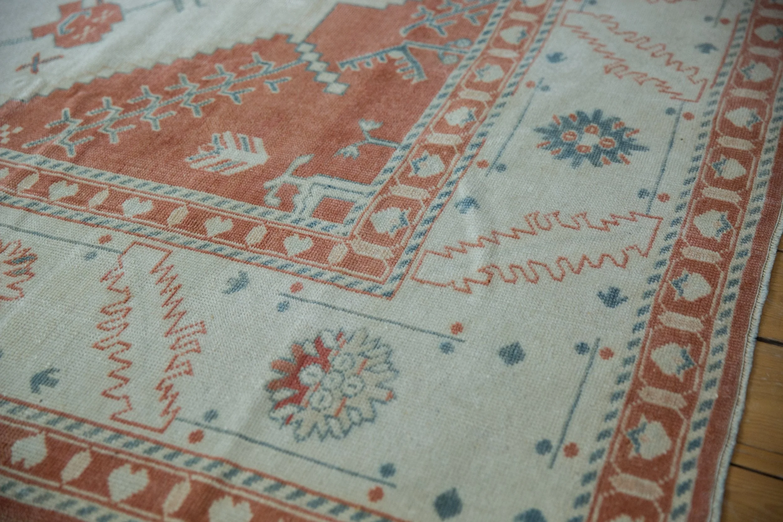 7.5x10 Vintage Distressed Oushak Carpet - Image 4