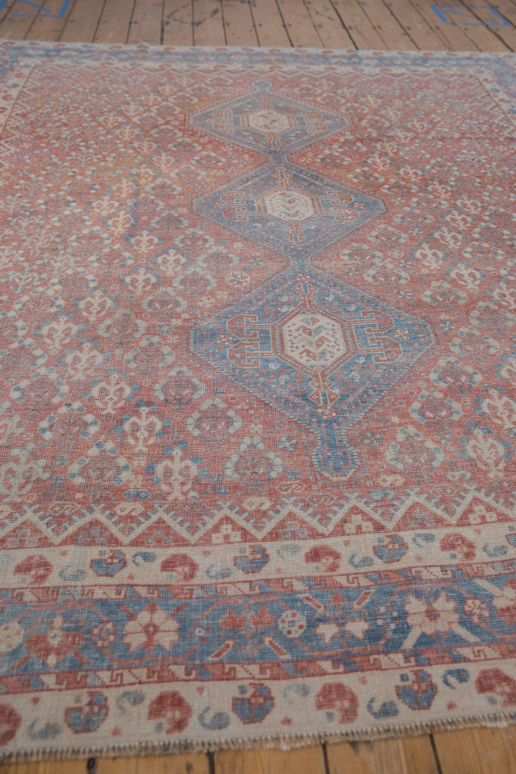 7.5x10 Vintage Distressed Qashqai Carpet - Image 6