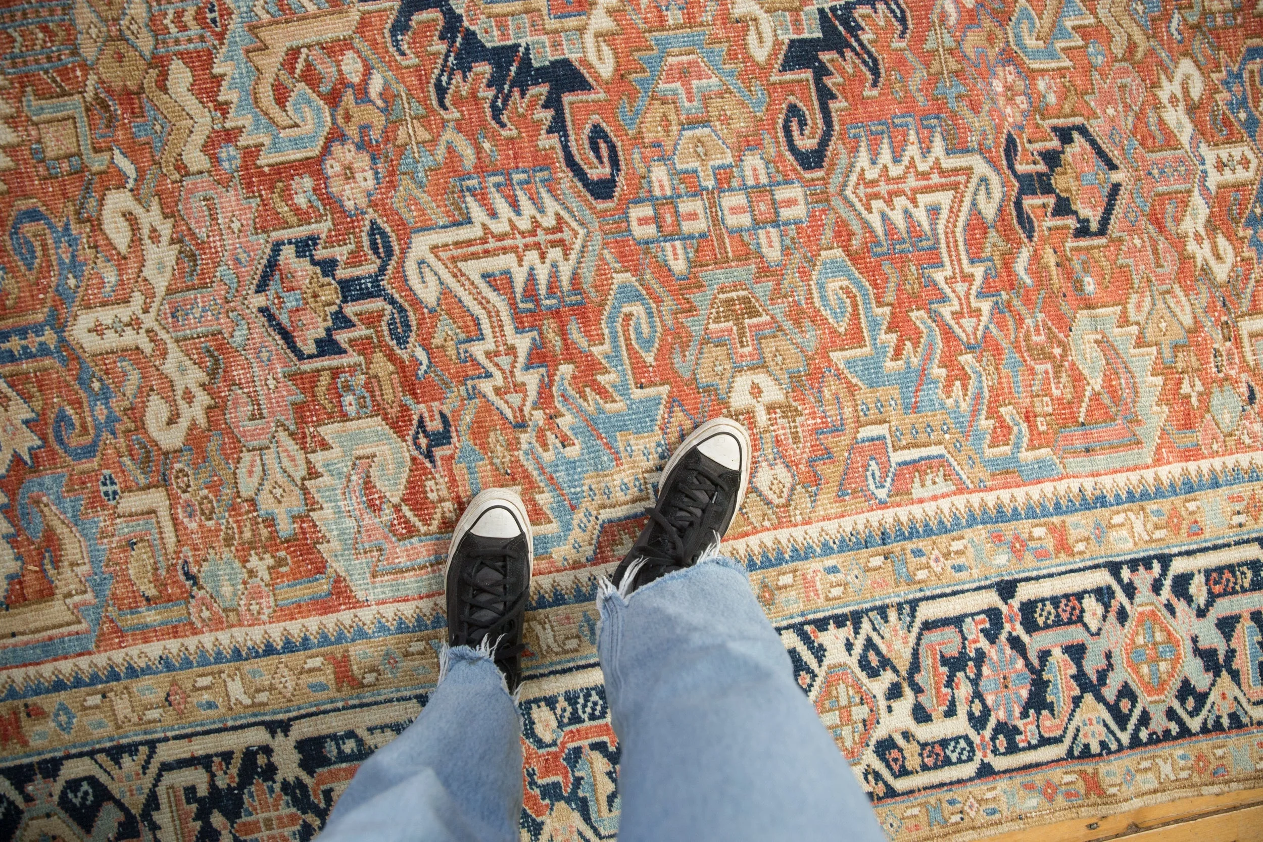 7.5x10 Vintage Gorevan Carpet - Image 2