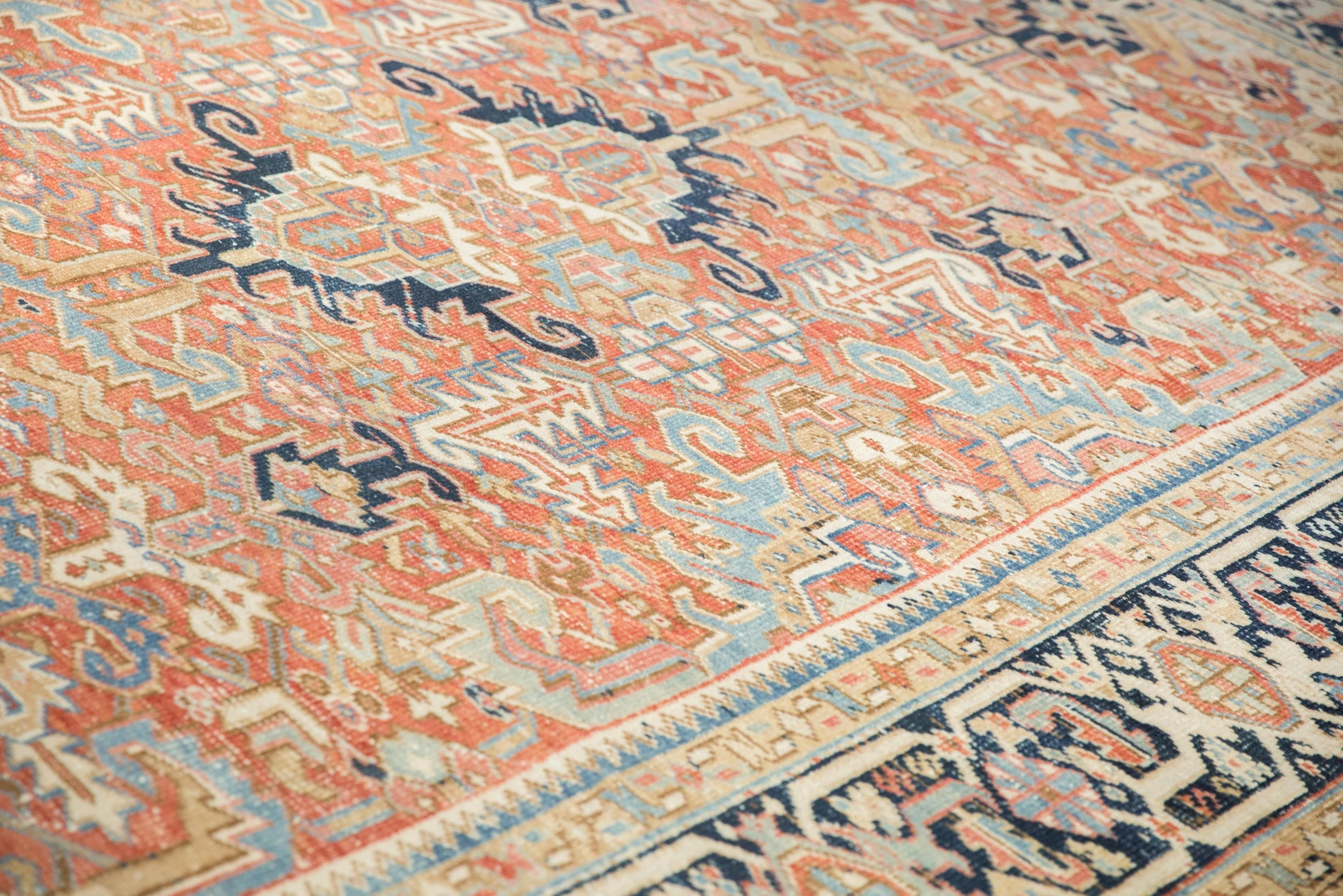 7.5x10 Vintage Gorevan Carpet - Image 7