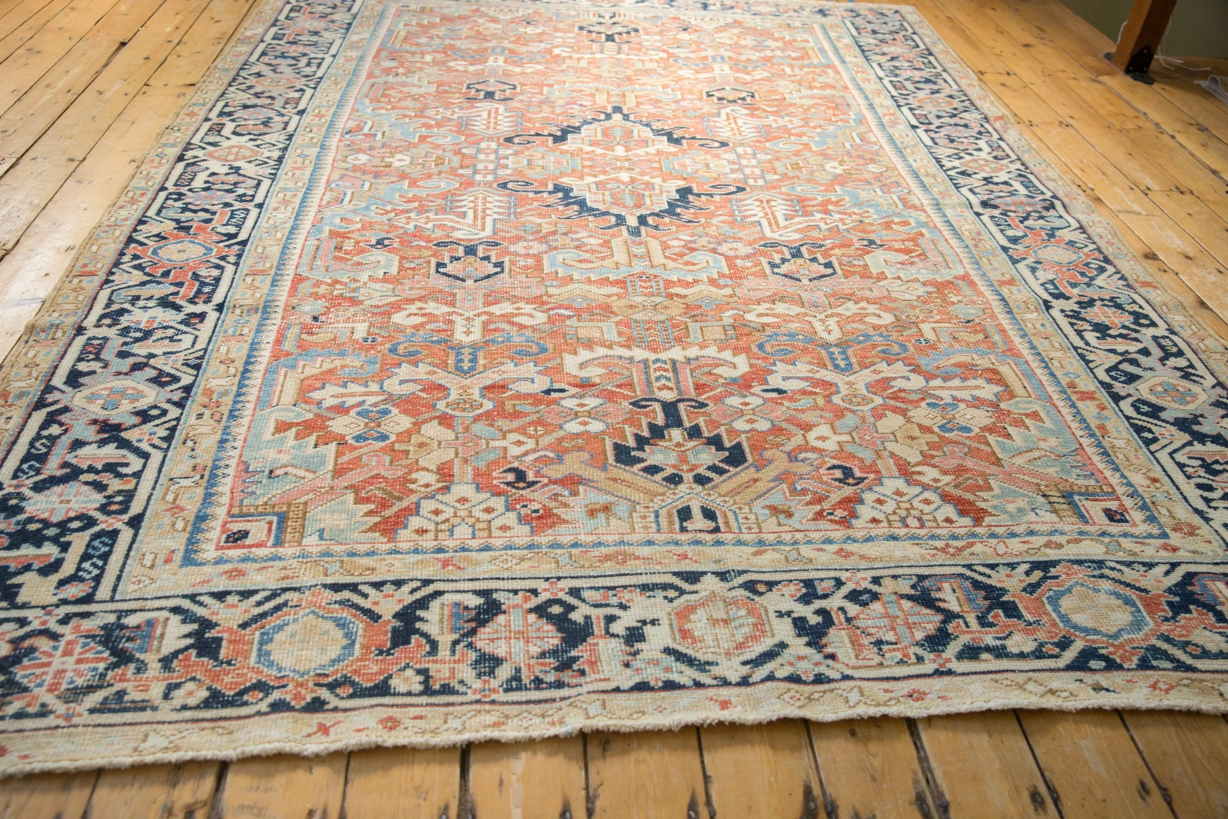 7.5x10 Vintage Gorevan Carpet - Image 8