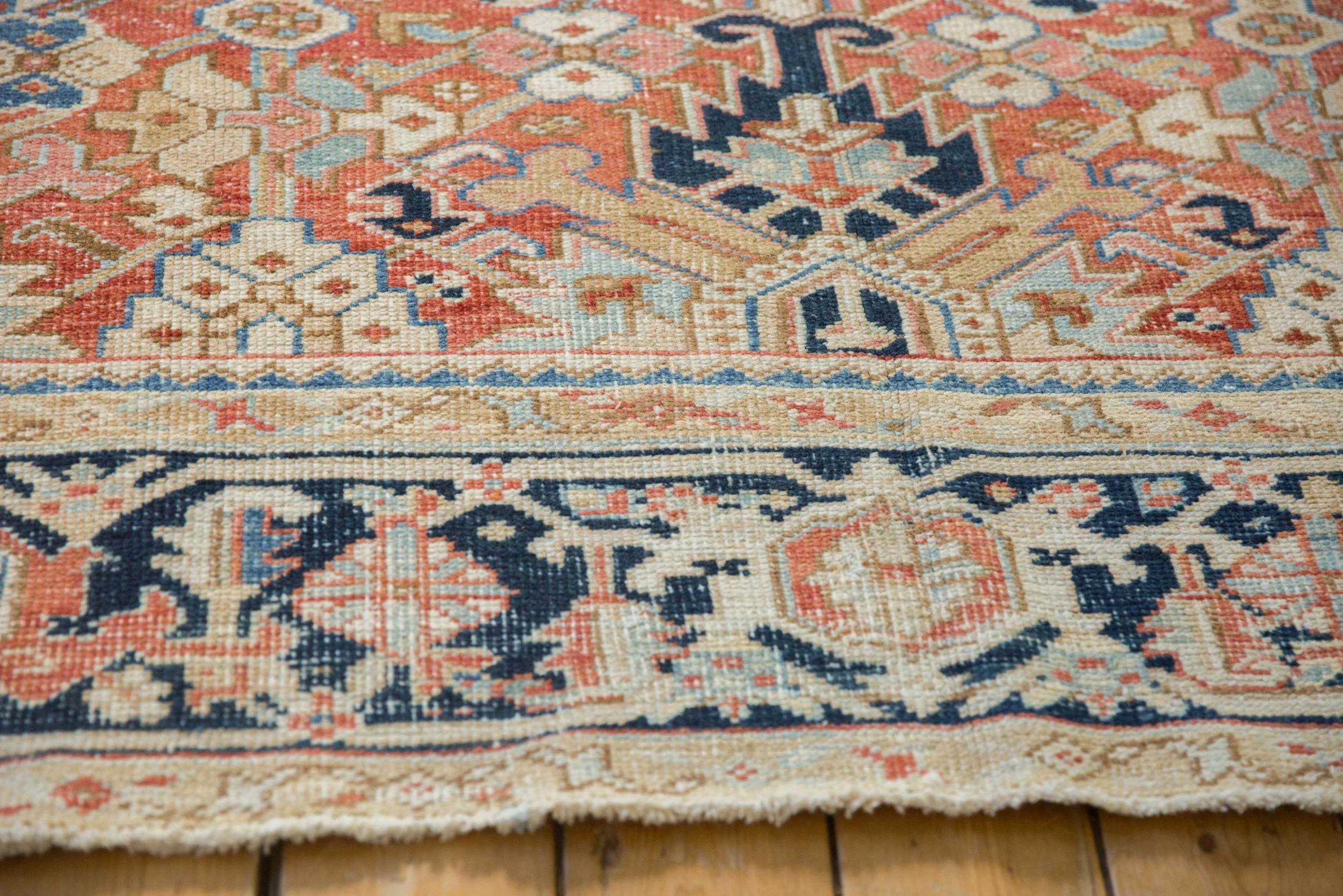 7.5x10 Vintage Gorevan Carpet - Image 9