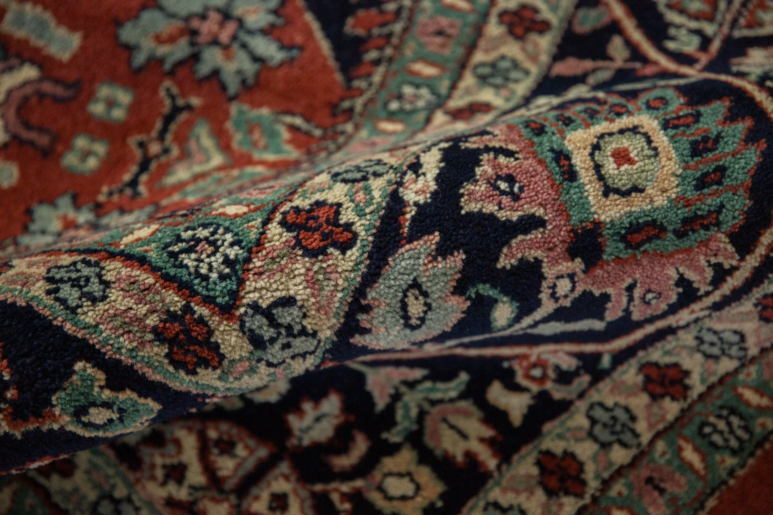 7.5x10 Vintage Indian Bijar Design Carpet - Image 10