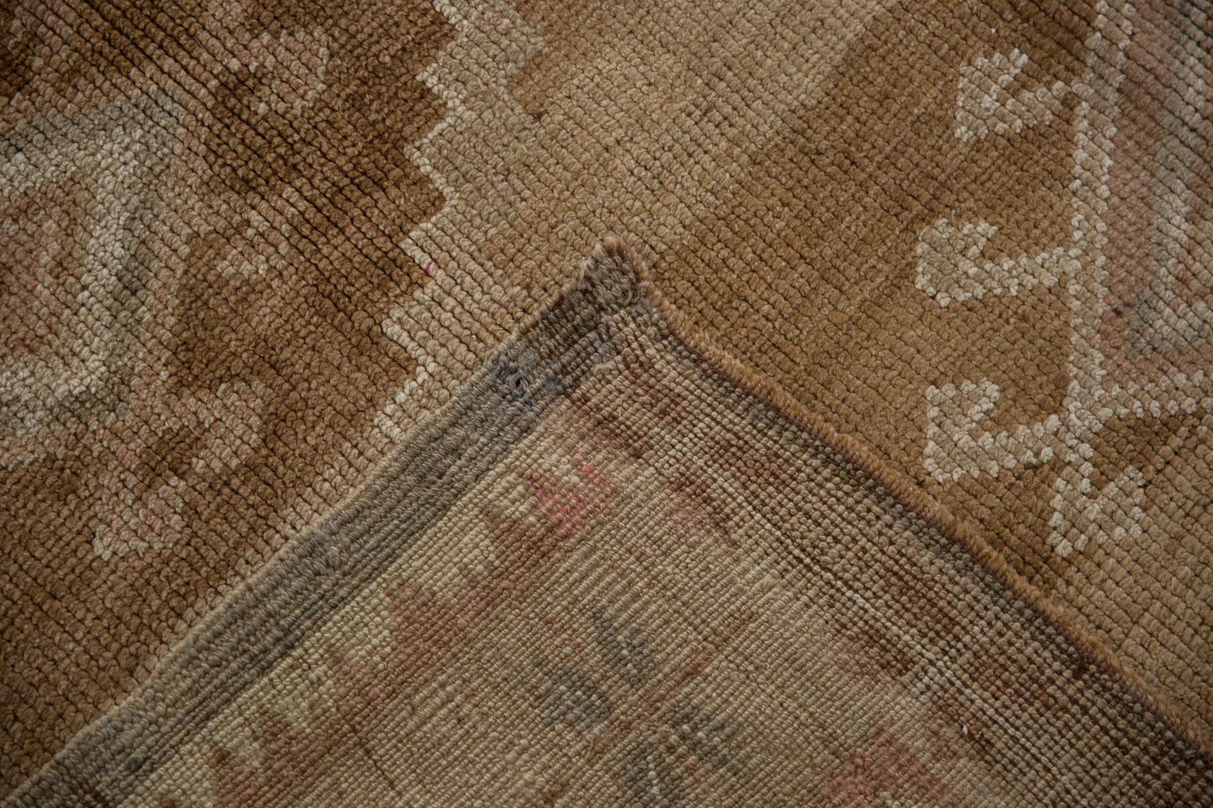 7.5x11 Vintage Distressed Kars Carpet - Image 11