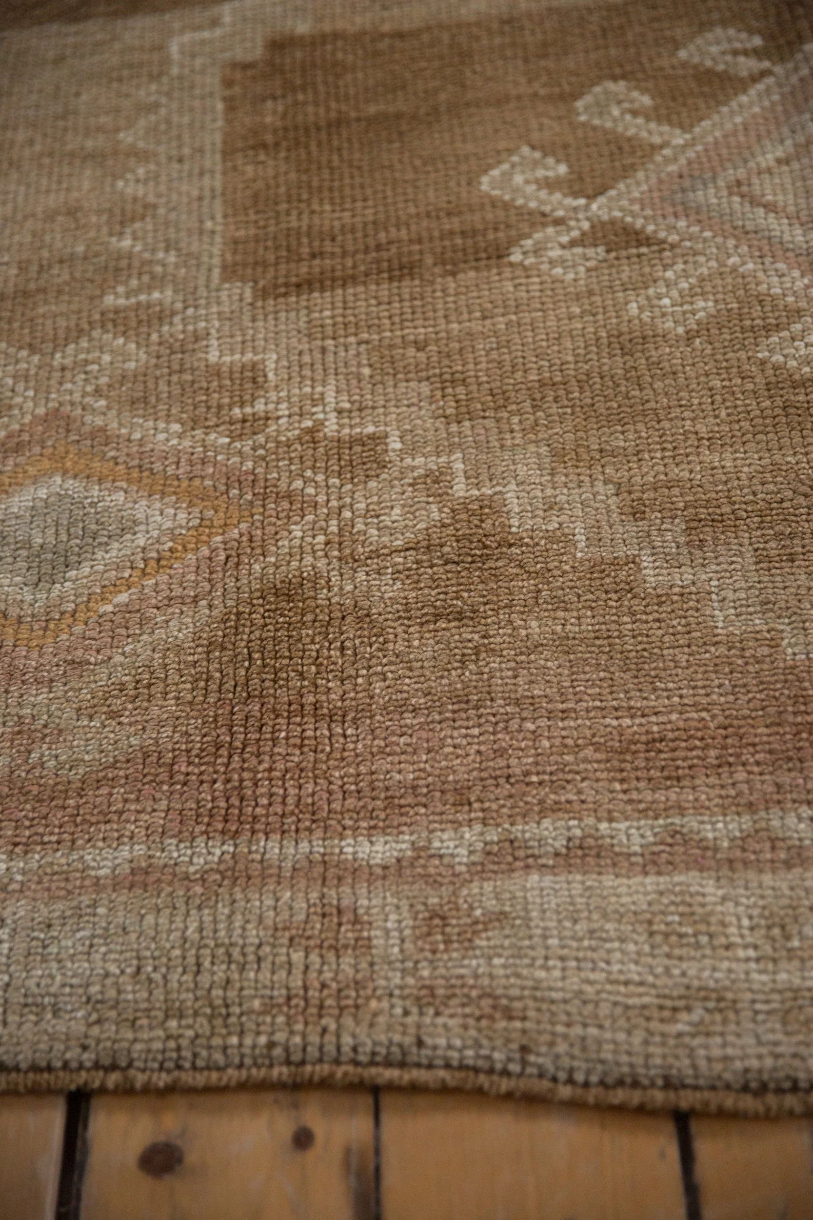 7.5x11 Vintage Distressed Kars Carpet - Image 9