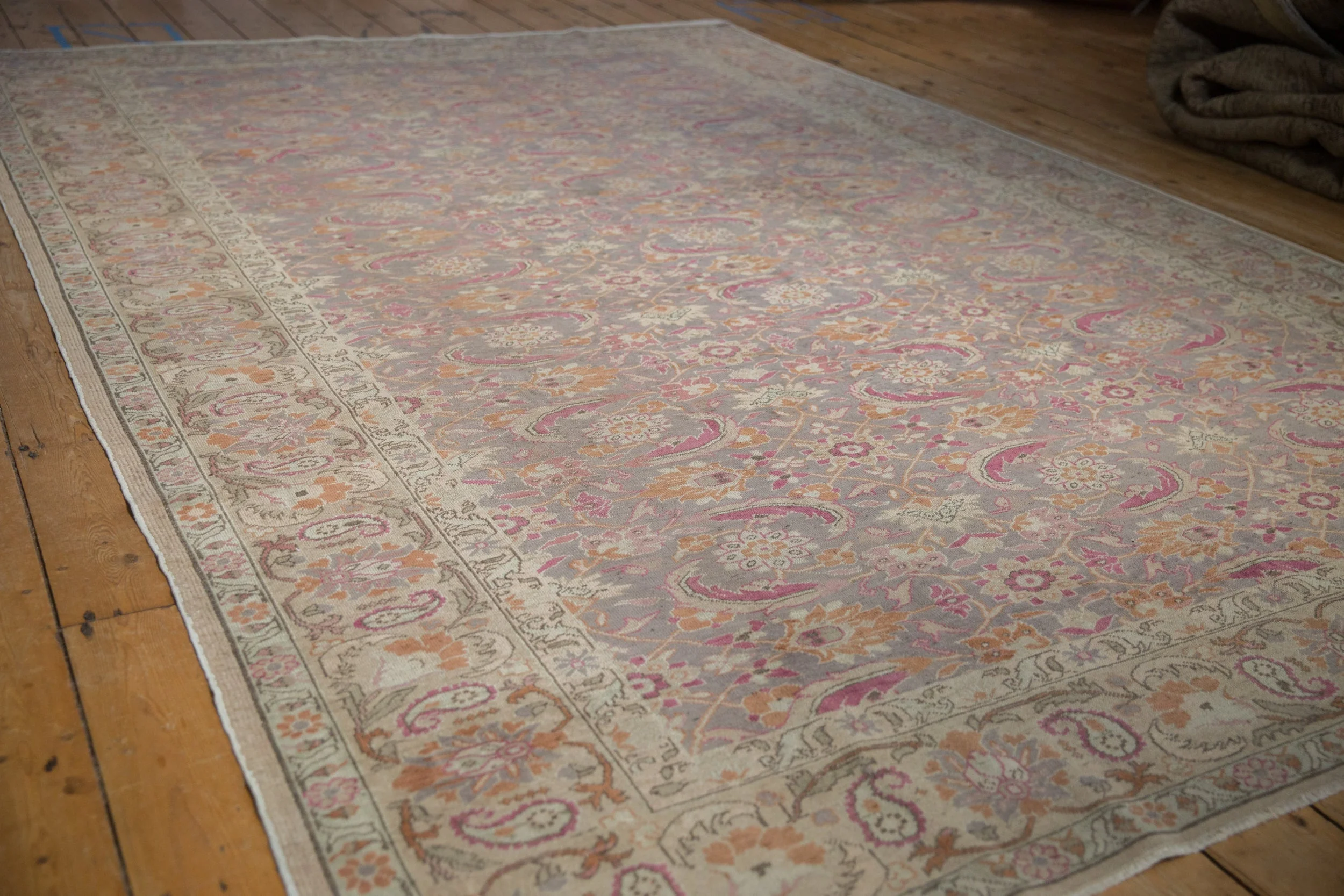 7.5x11 Vintage Distressed Kayseri Carpet - Image 4
