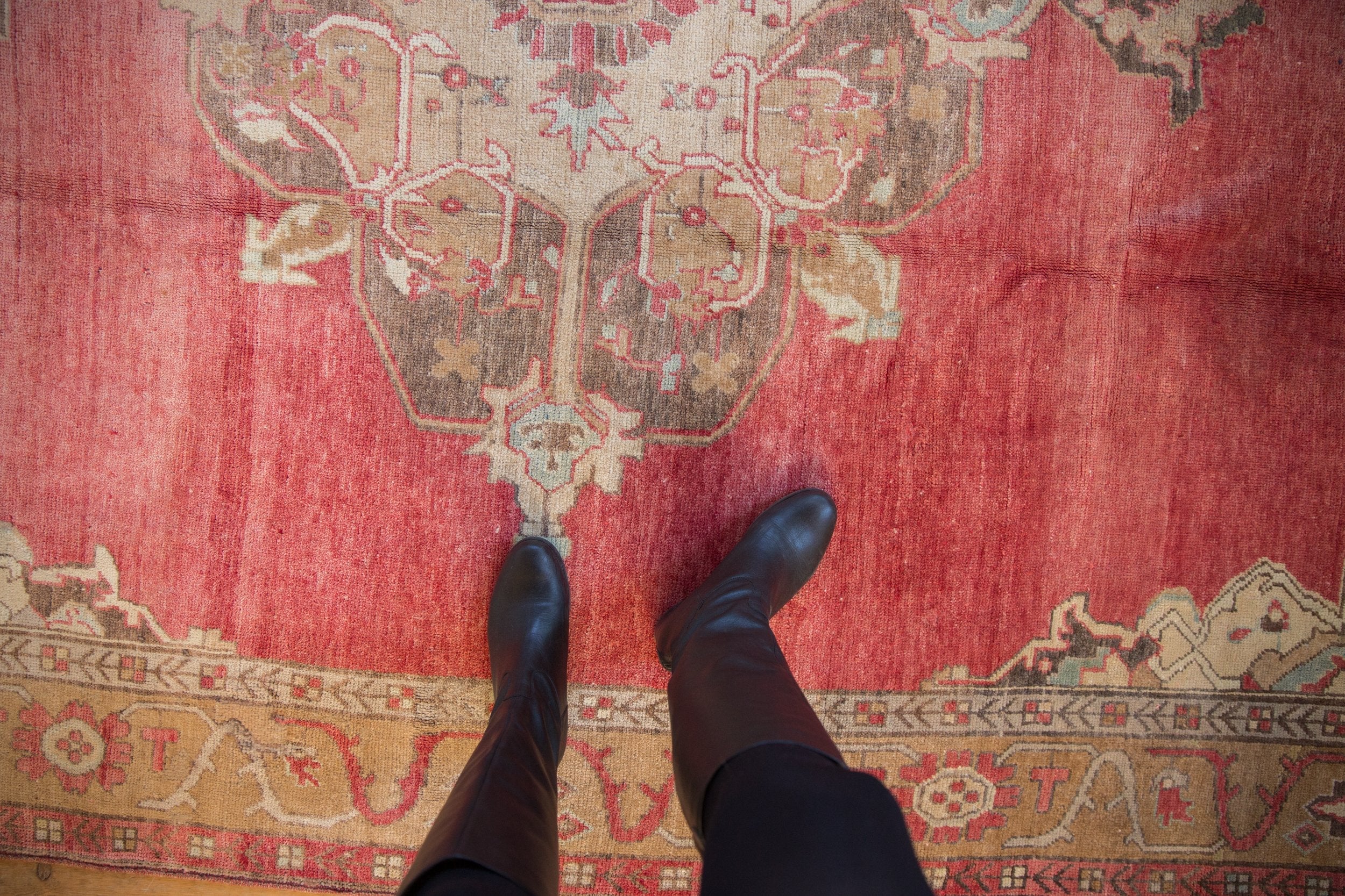 7.5x11 Vintage Distressed Oushak Carpet - Image 2