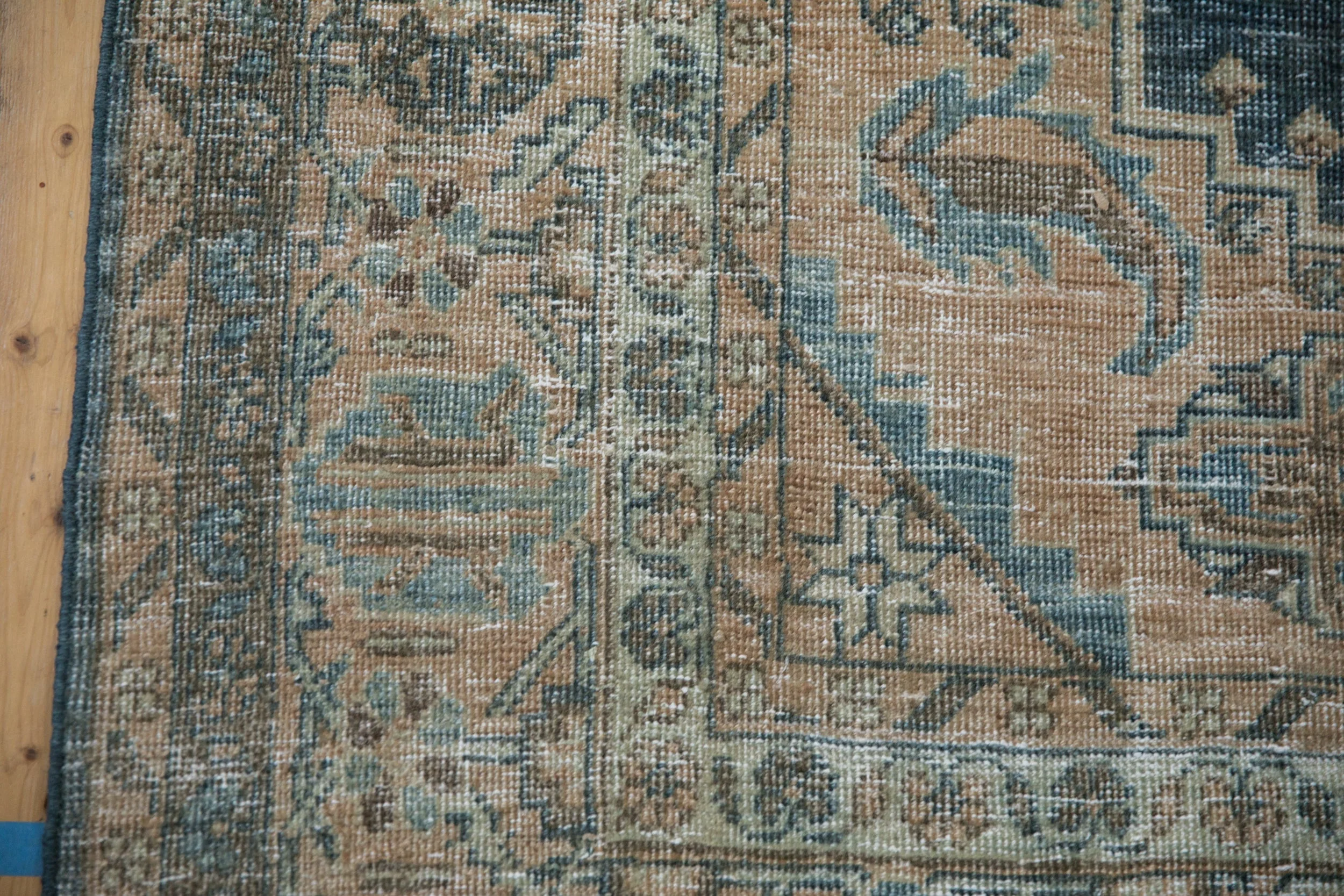 7.5x11 Vintage Distressed Veece Carpet - Image 12