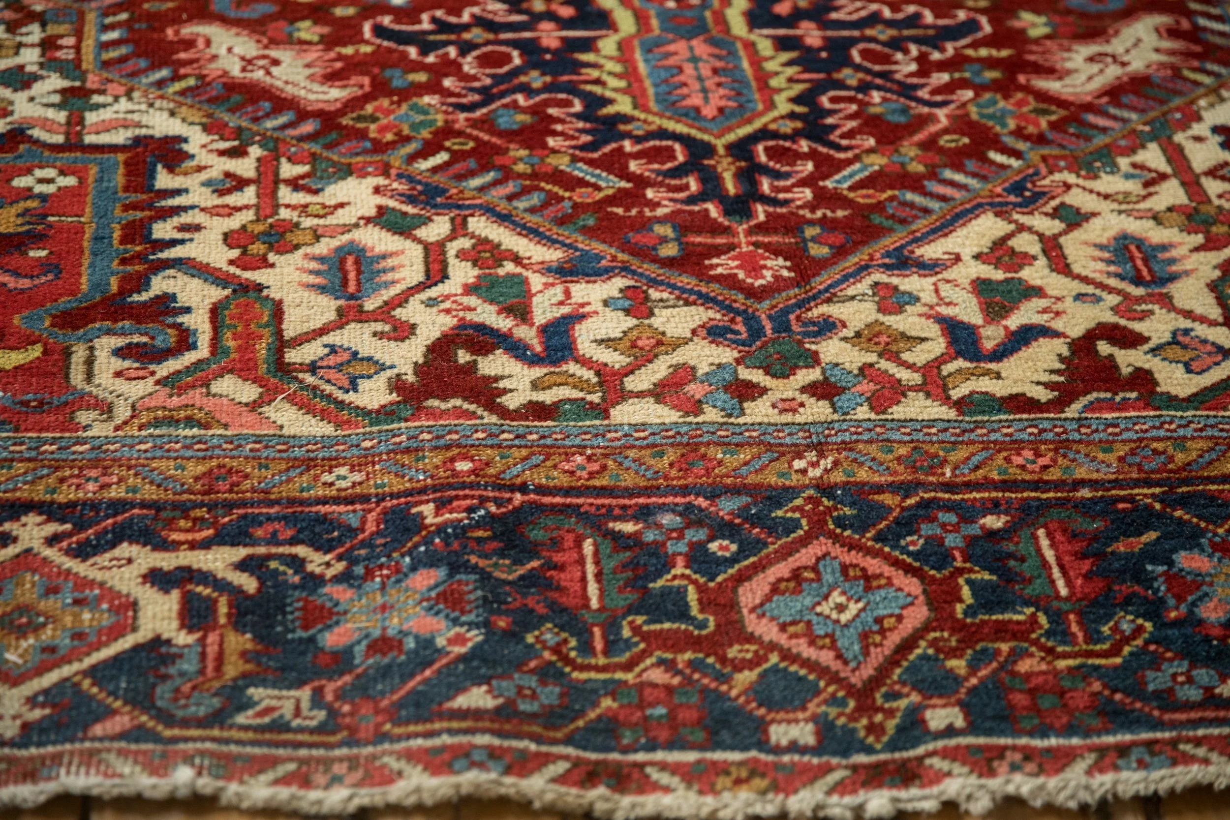 7.5x11 Vintage Heriz Carpet - Image 10
