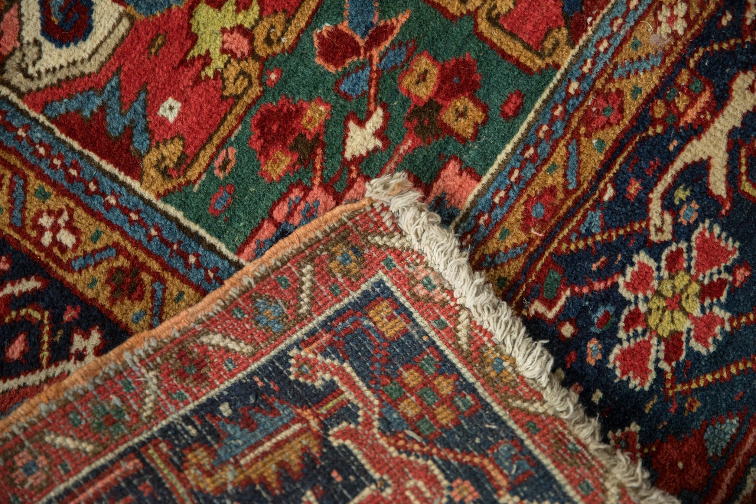 7.5x11 Vintage Heriz Carpet - Image 13