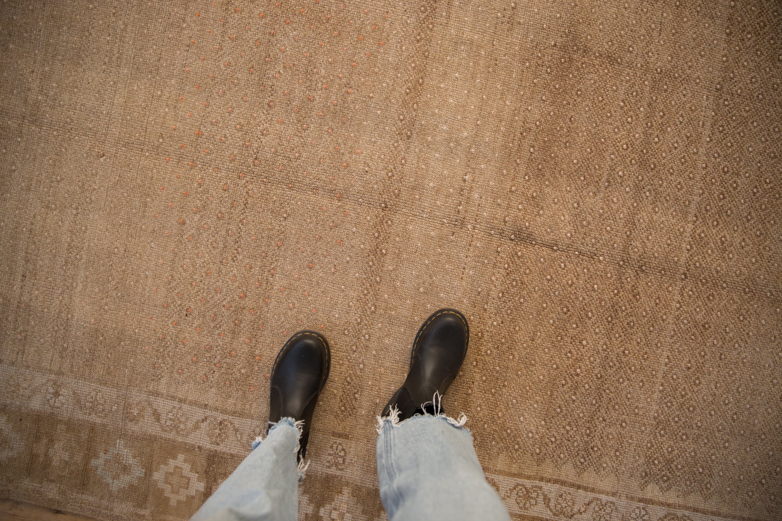7.5x12 Vintage Distressed Kars Carpet - Image 2
