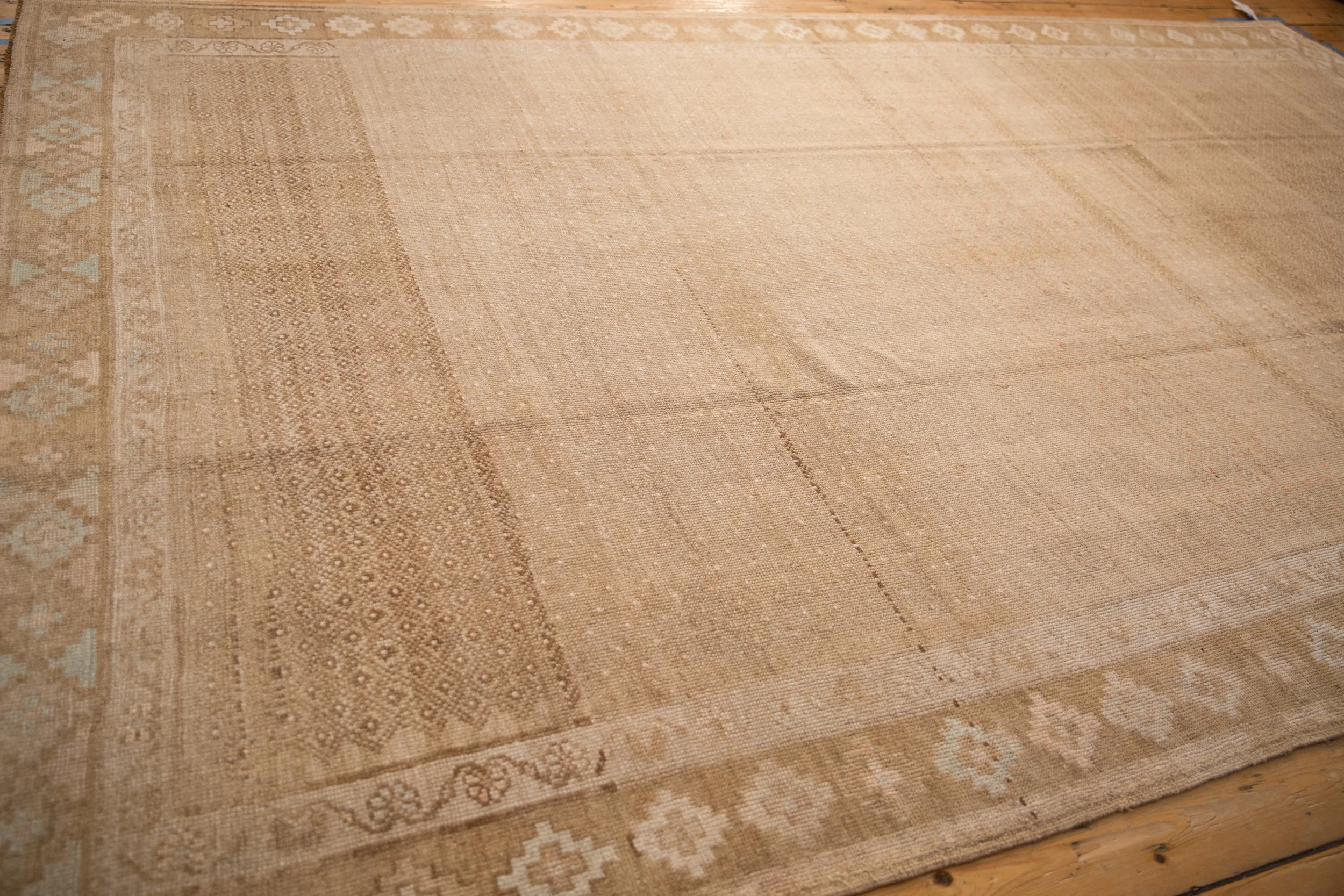 7.5x12 Vintage Distressed Kars Carpet - Image 7