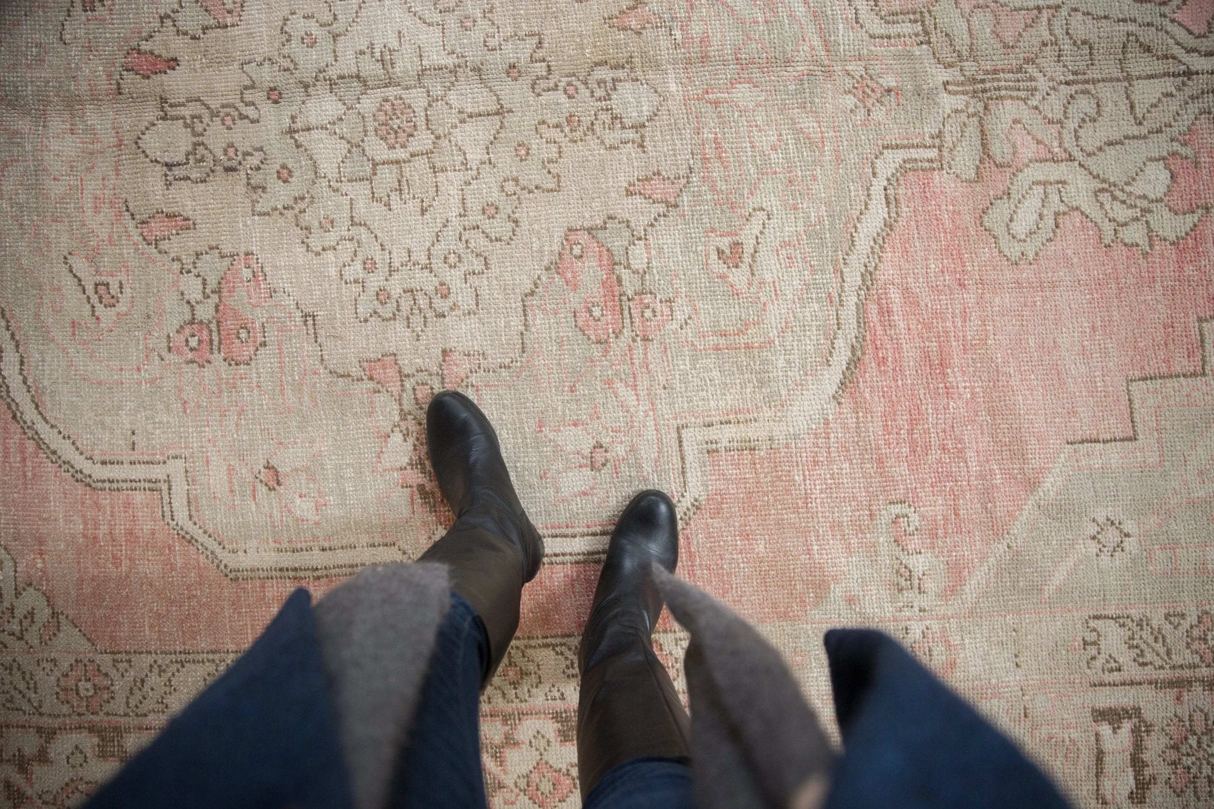 7.5x12 Vintage Distressed Oushak Carpet - Image 2