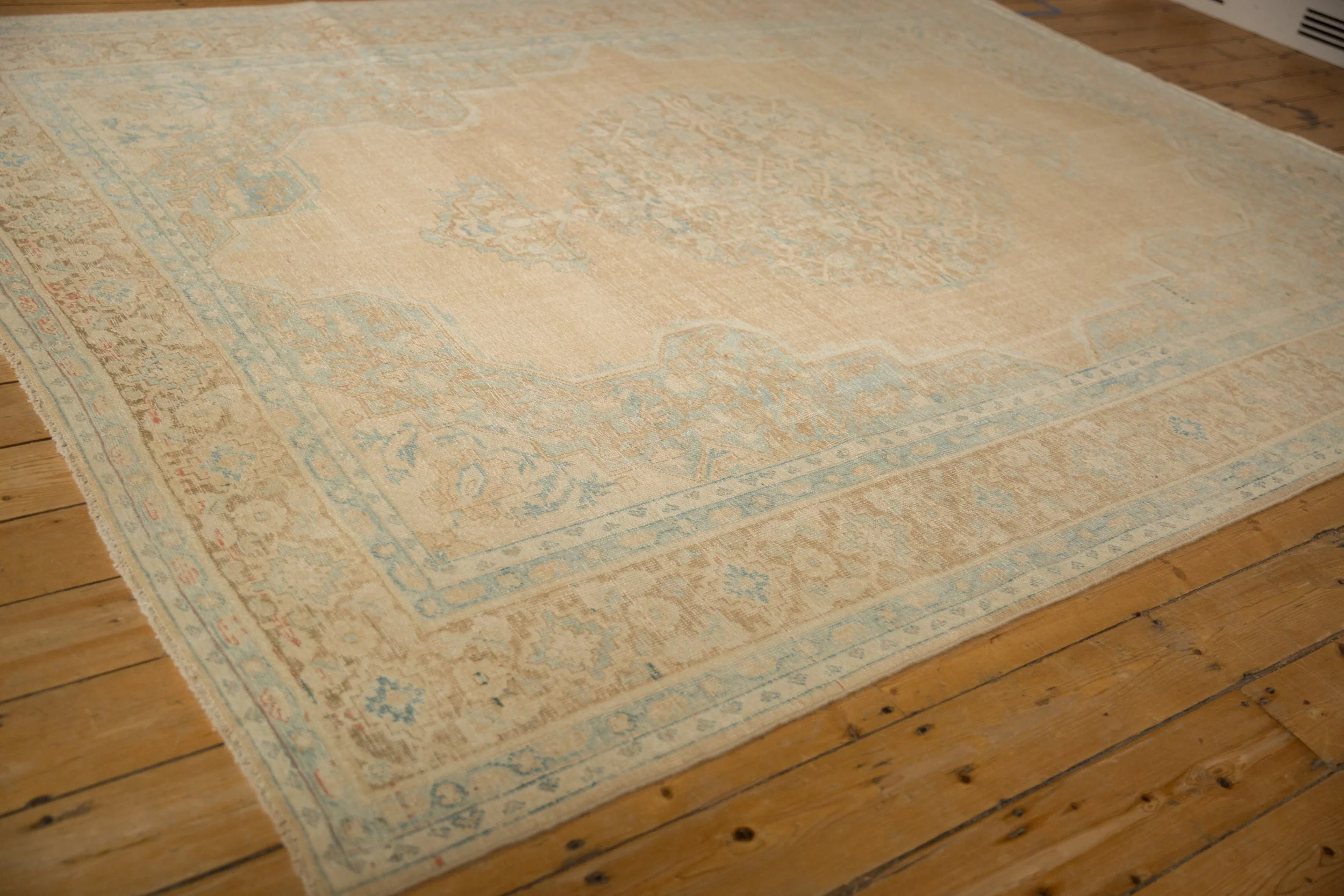 7.5x9.5 Vintage Distressed Birjand Carpet - Image 5