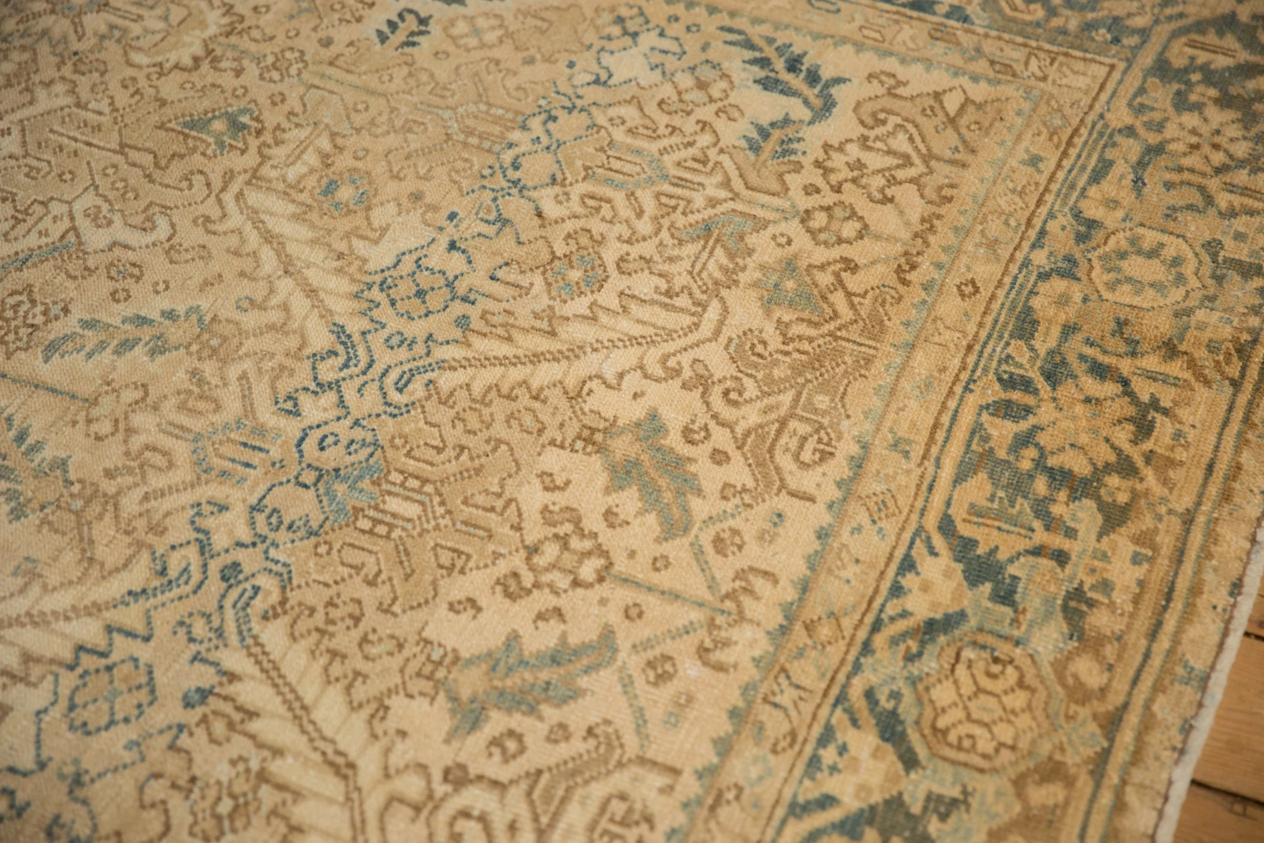 7.5x9.5 Vintage Distressed Heriz Carpet - Image 5