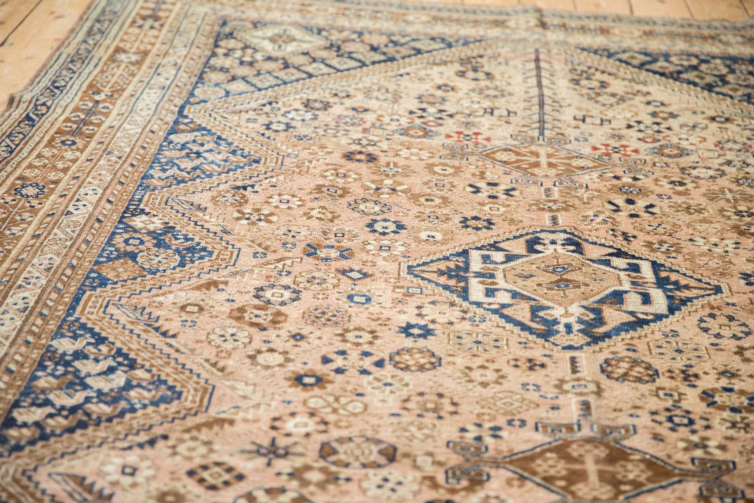 7.5x9.5 Vintage Distressed Qashqai Carpet - Image 11