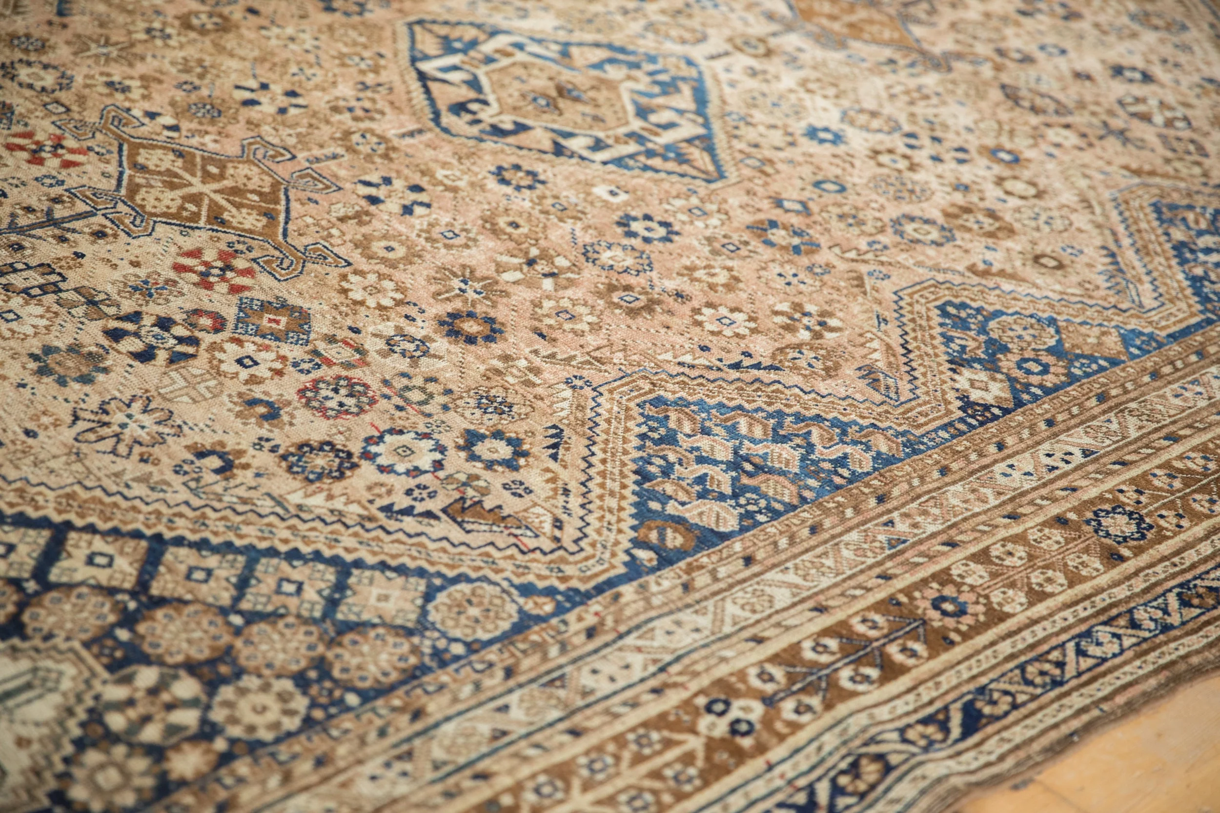 7.5x9.5 Vintage Distressed Qashqai Carpet - Image 8