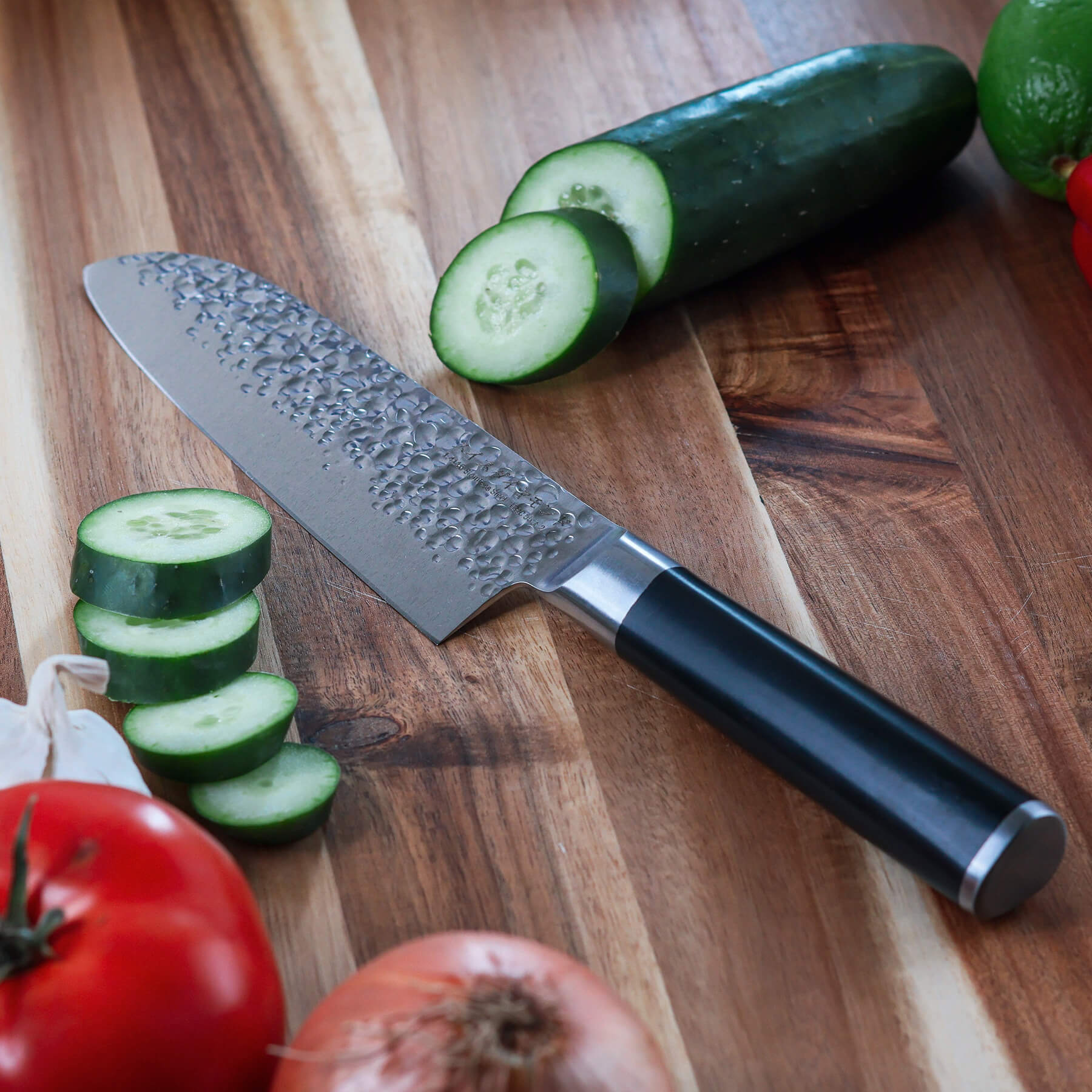 7" Hammered Santoku Knife - Image 2