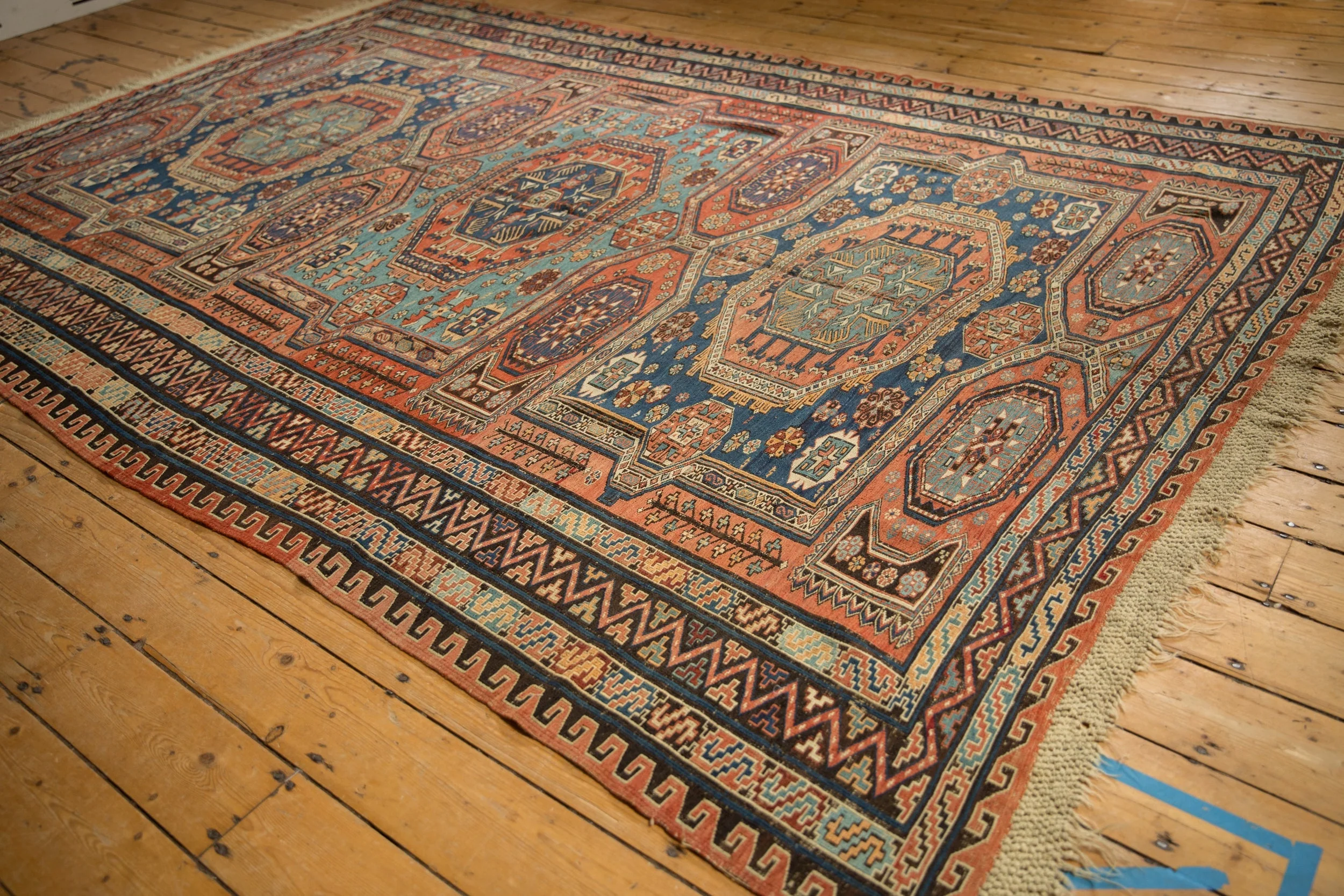 7x10.5 Antique Soumac Design Carpet - Image 5