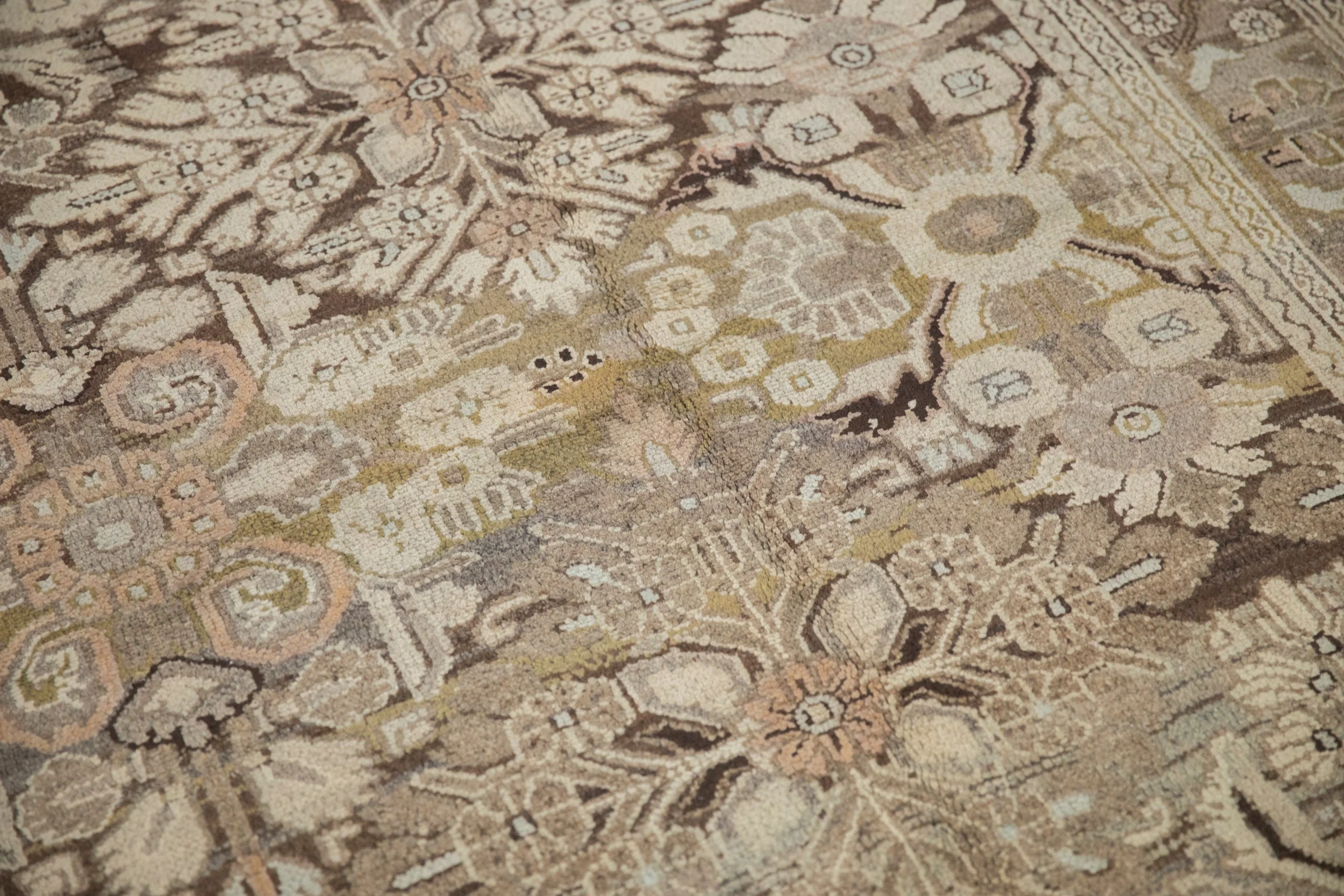 7x10.5 Vintage Distressed Bibikabad Carpet - Image 6