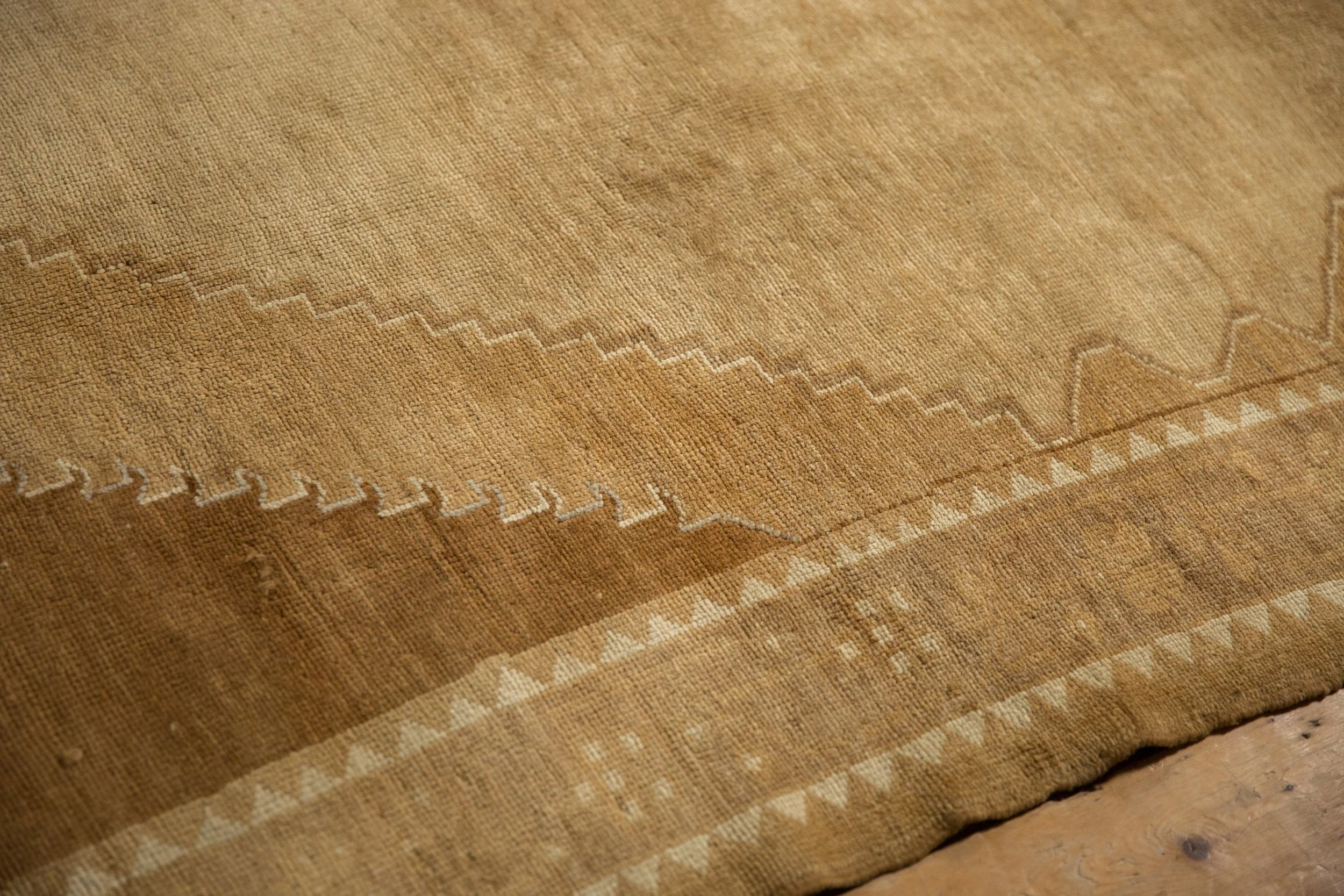7x10.5 Vintage Distressed Kars Carpet - Image 10