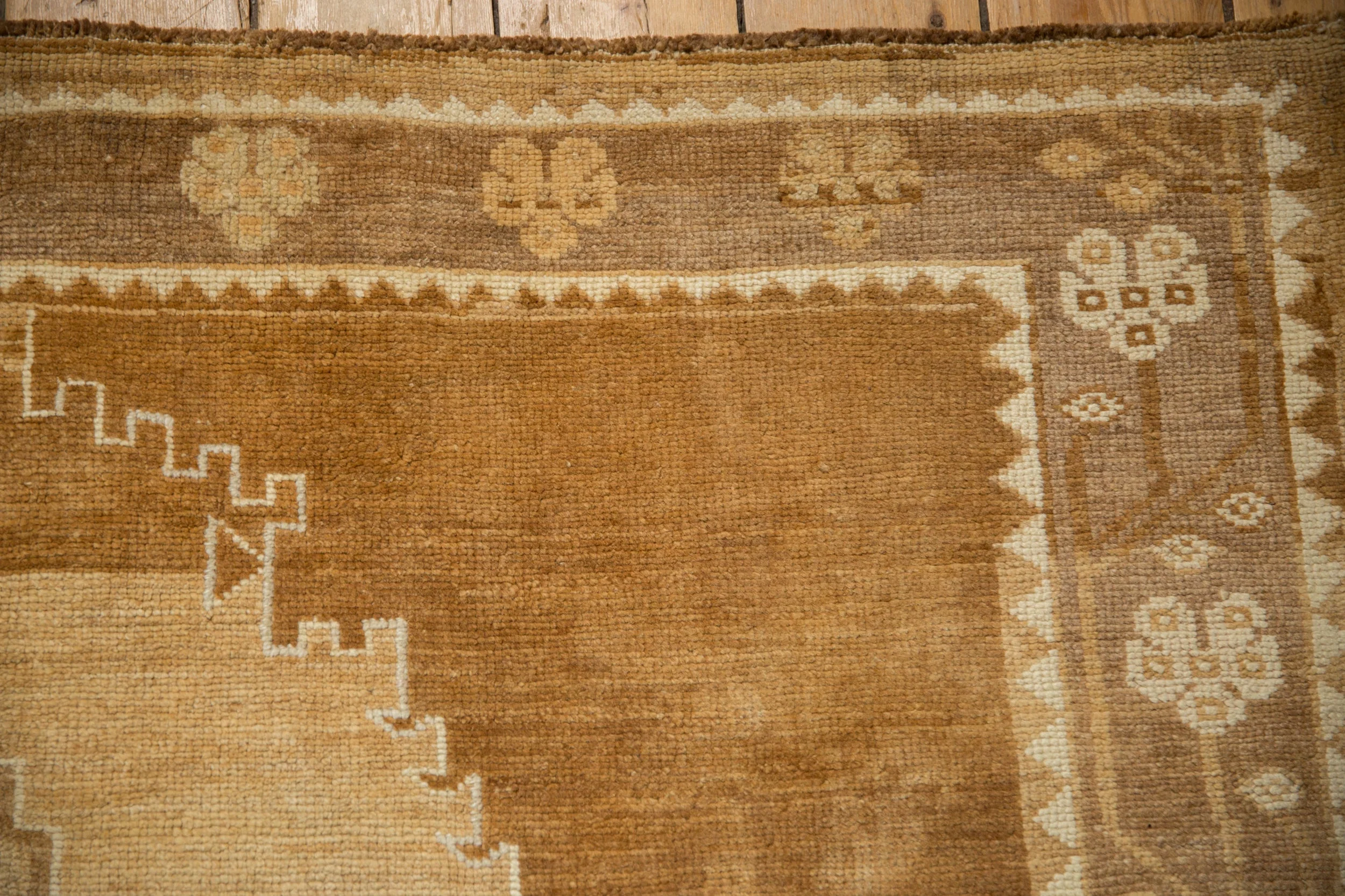 7x10.5 Vintage Distressed Kars Carpet - Image 3