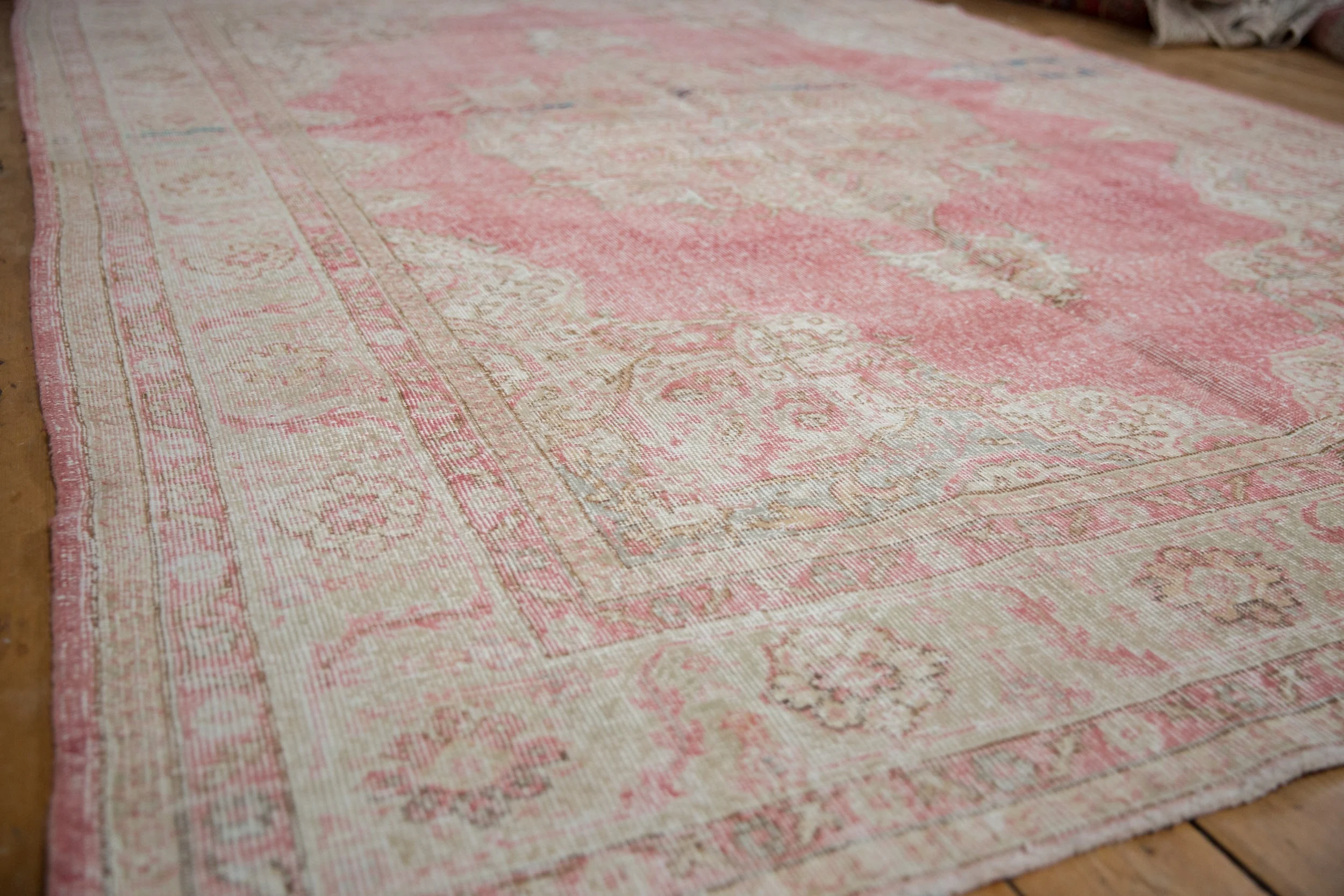 7x10.5 Vintage Distressed Sparta Carpet - Image 3