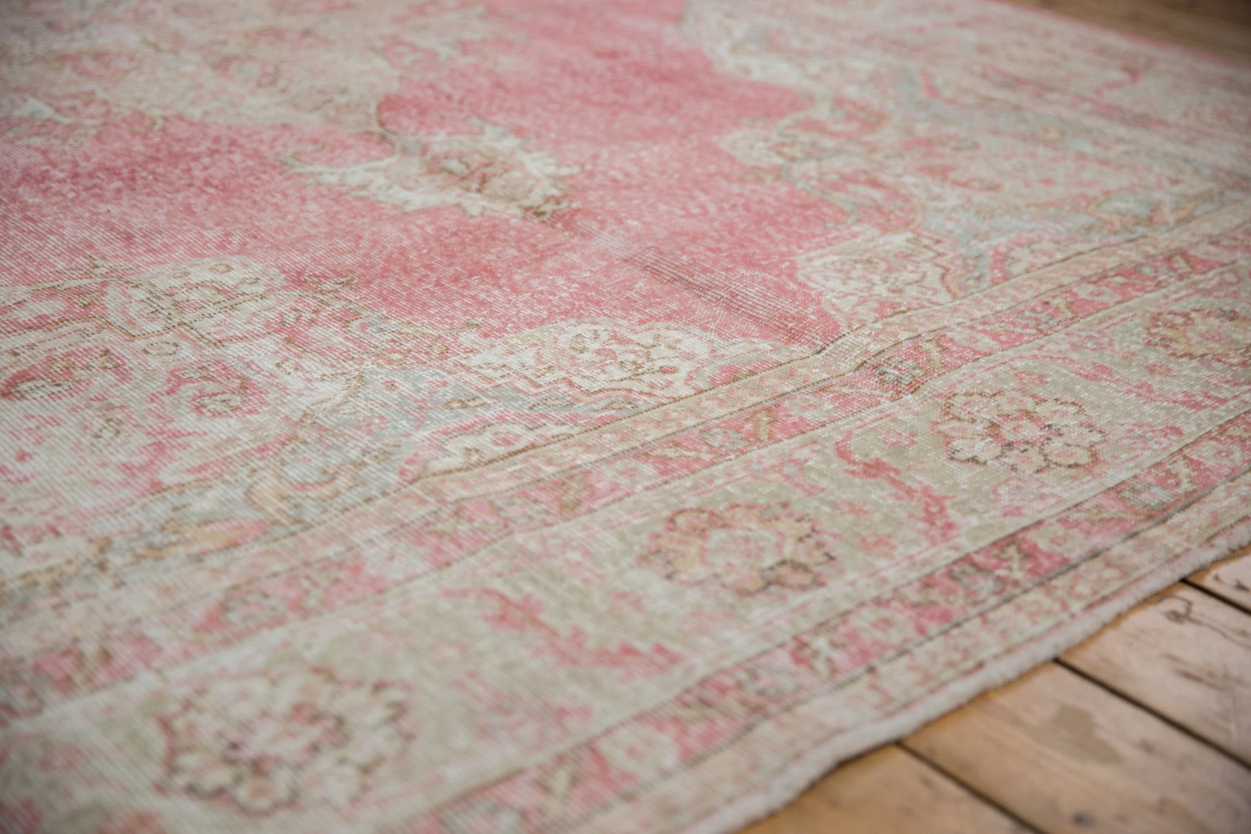 7x10.5 Vintage Distressed Sparta Carpet - Image 4