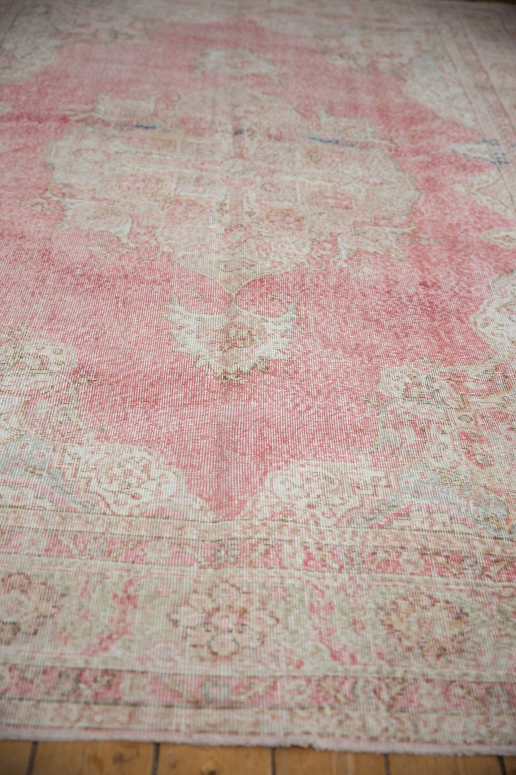 7x10.5 Vintage Distressed Sparta Carpet - Image 5