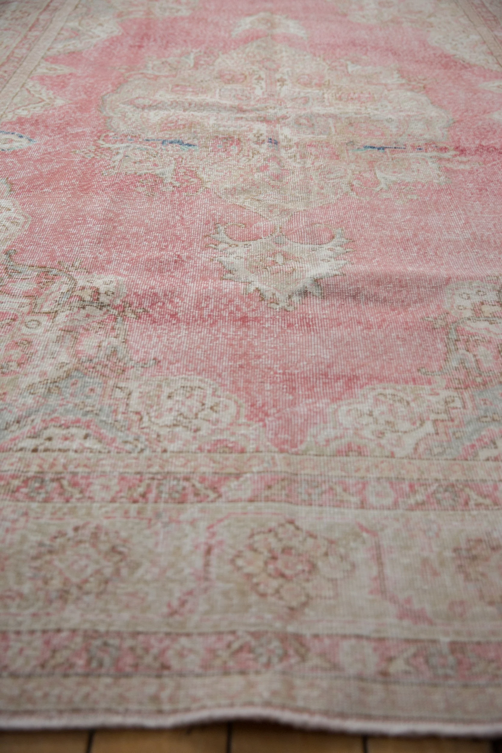 7x10.5 Vintage Distressed Sparta Carpet - Image 7