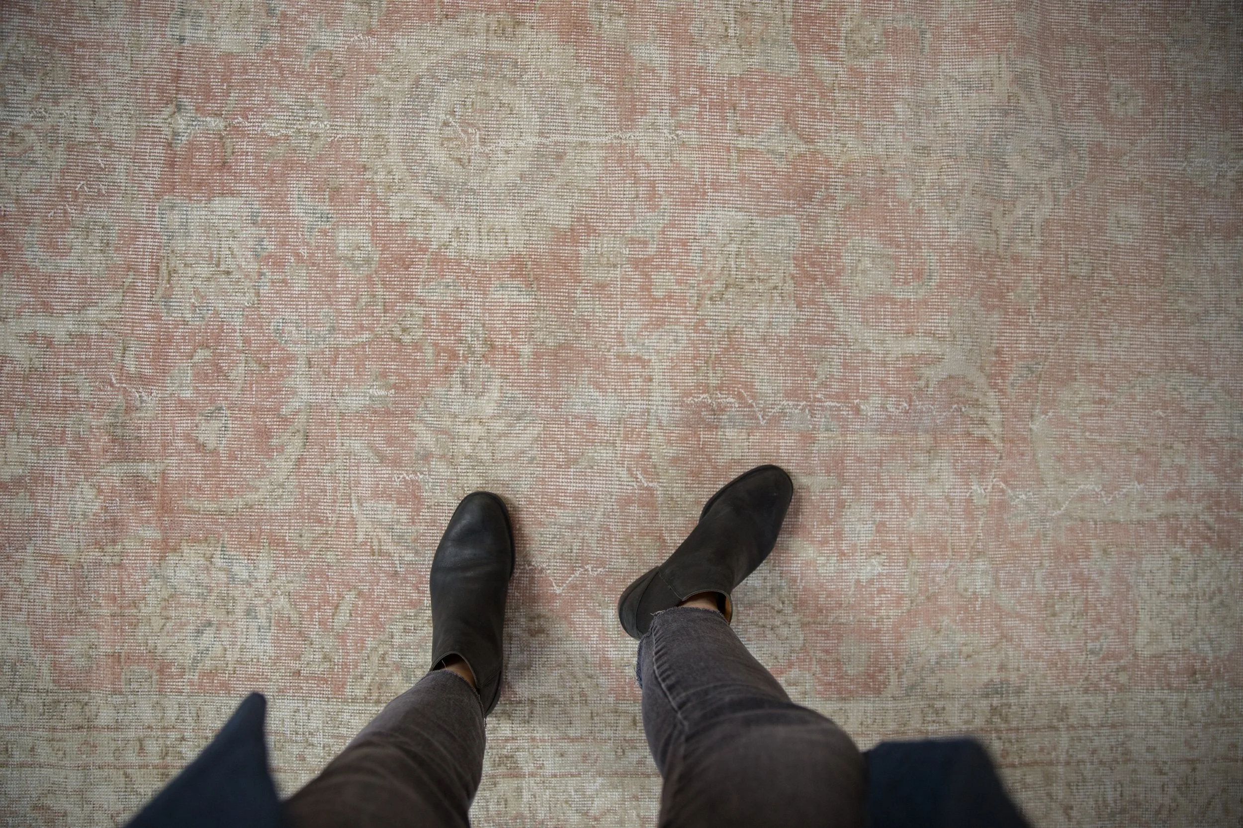 7x10.5 Vintage Distressed Sparta Carpet - Image 2