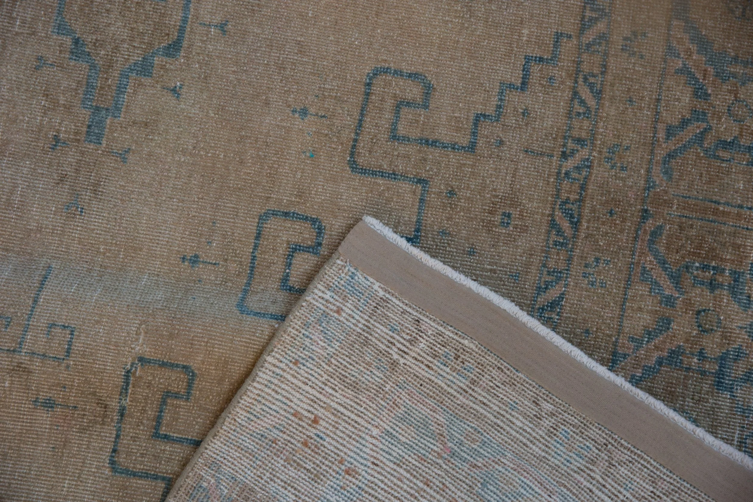 7x10.5 Vintage Distressed Veece Carpet - Image 10