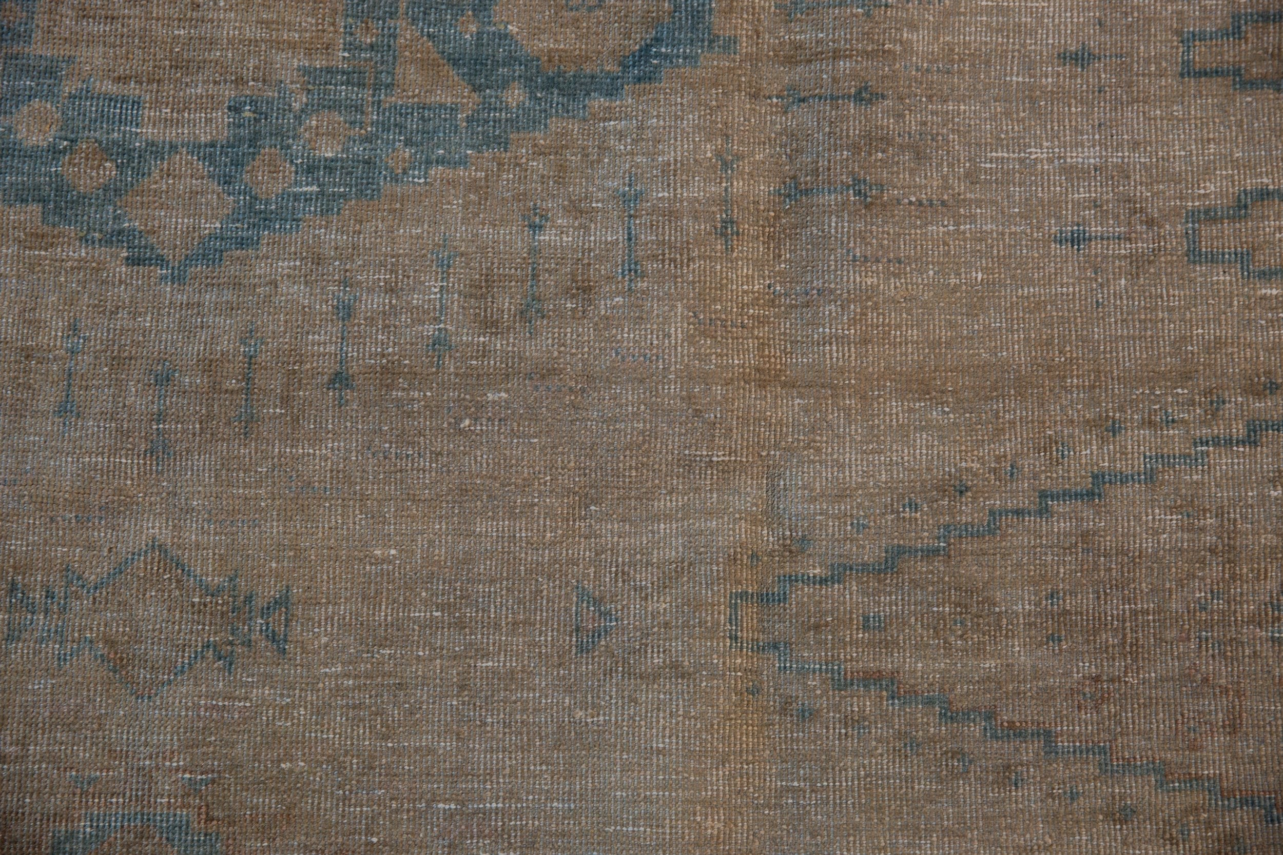7x10.5 Vintage Distressed Veece Carpet - Image 6