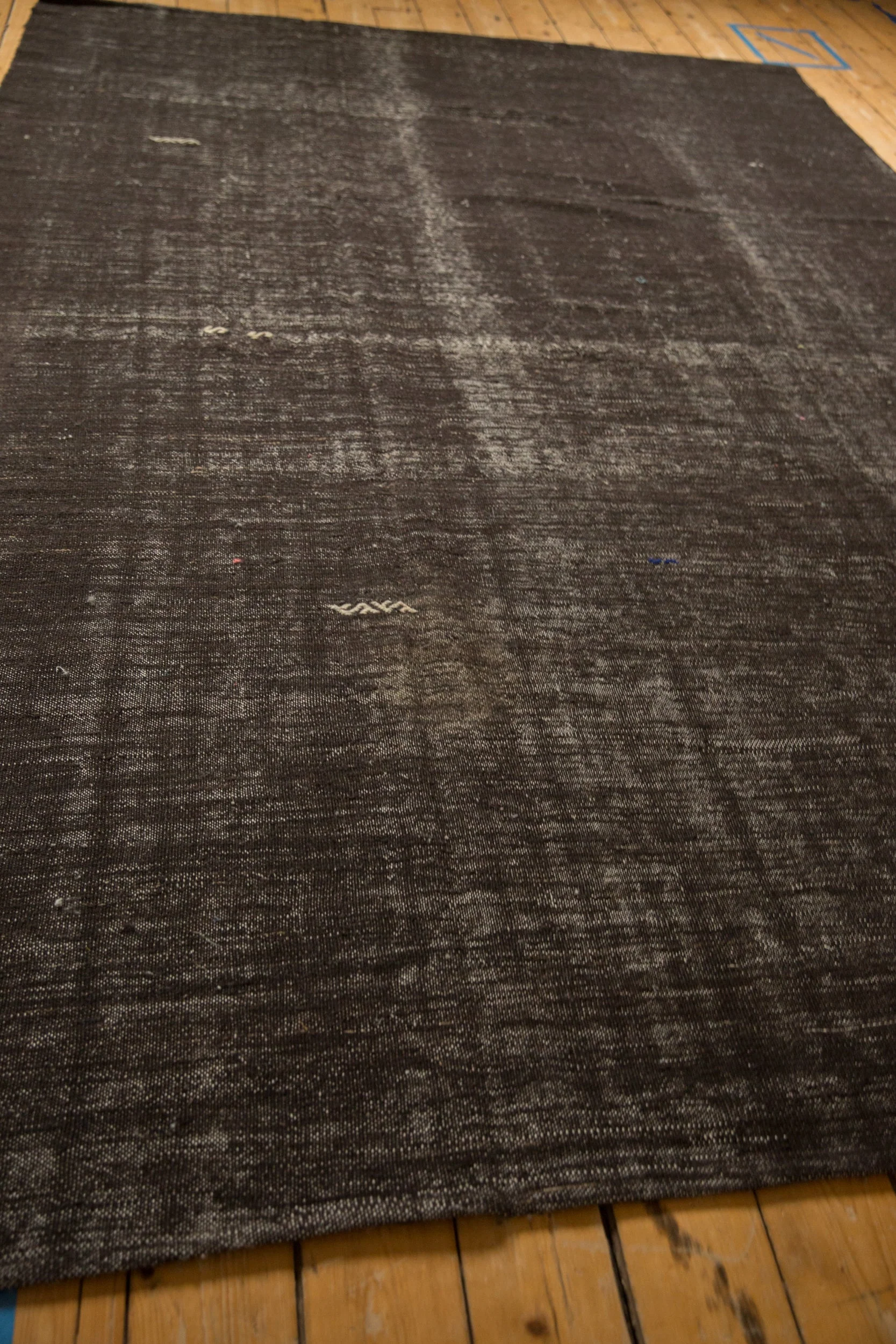 7x10.5 Vintage Turkish Kilim Carpet - Image 9