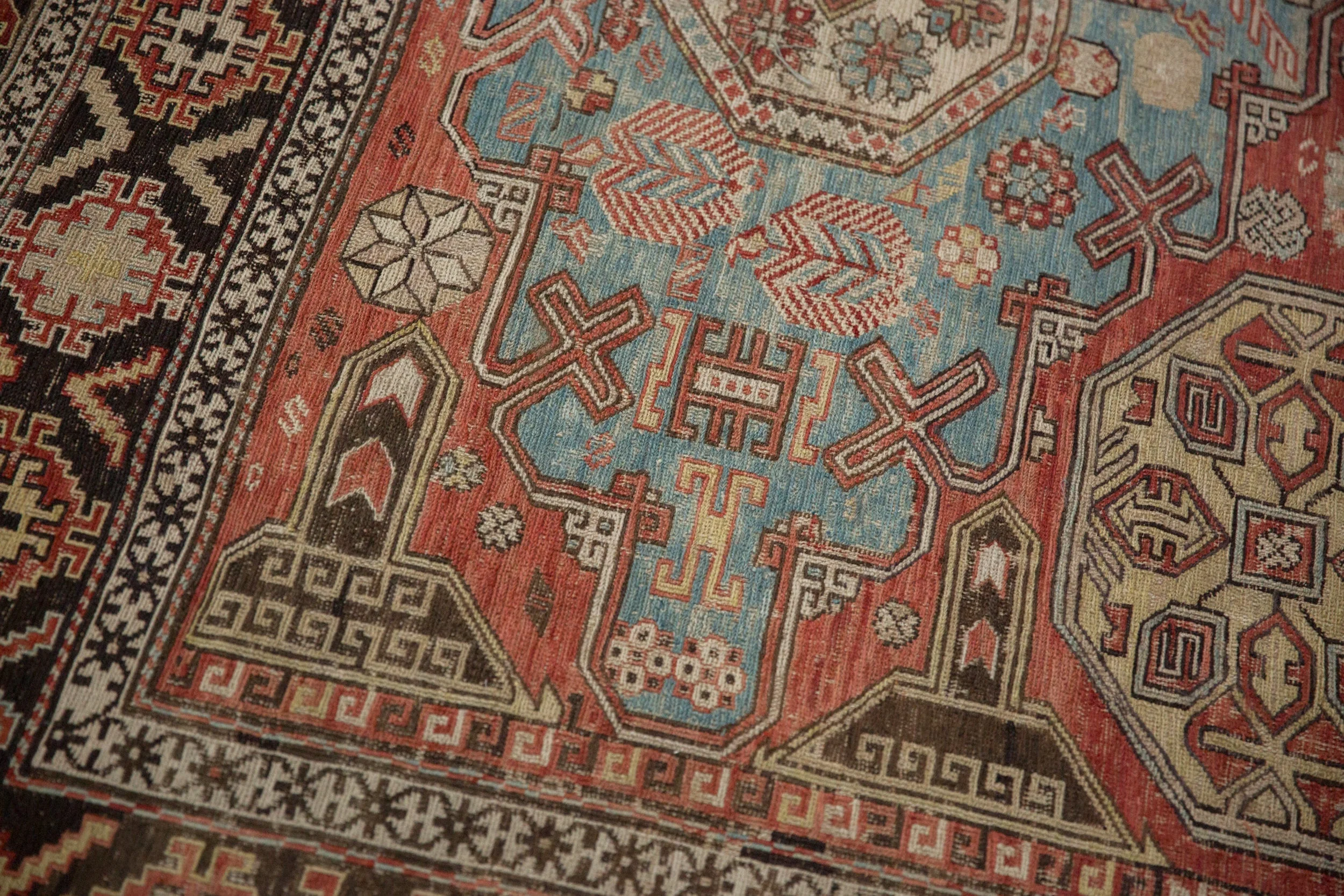 7x10 Antique Caucasian Soumac Carpet - Image 7