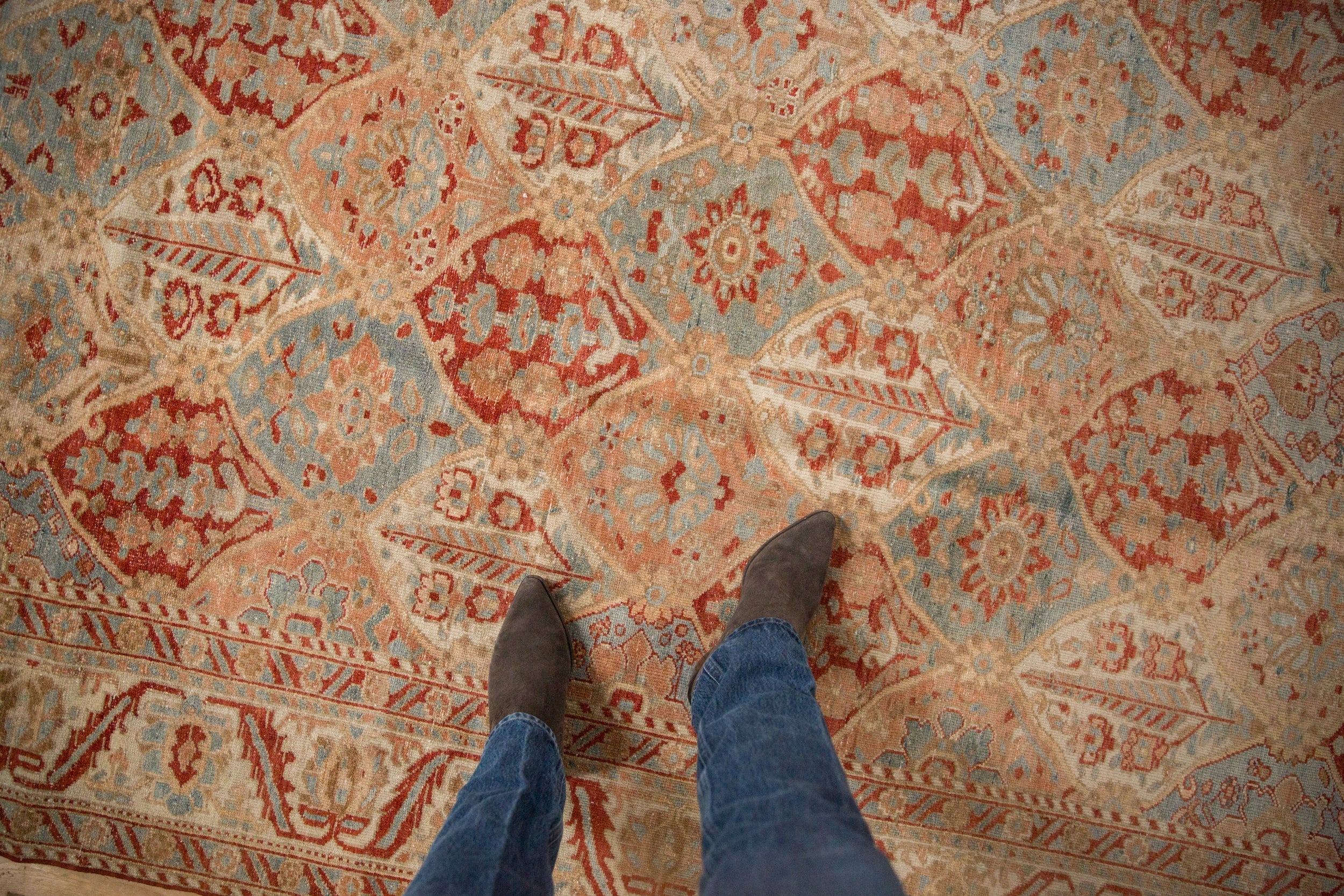 7x10 Vintage Distressed Bakhtiari Carpet - Image 2