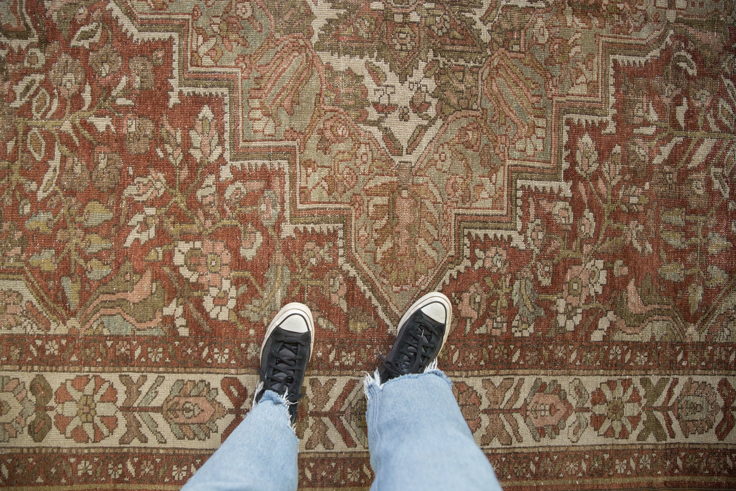 7x10 Vintage Distressed Baktiari Carpet - Image 2