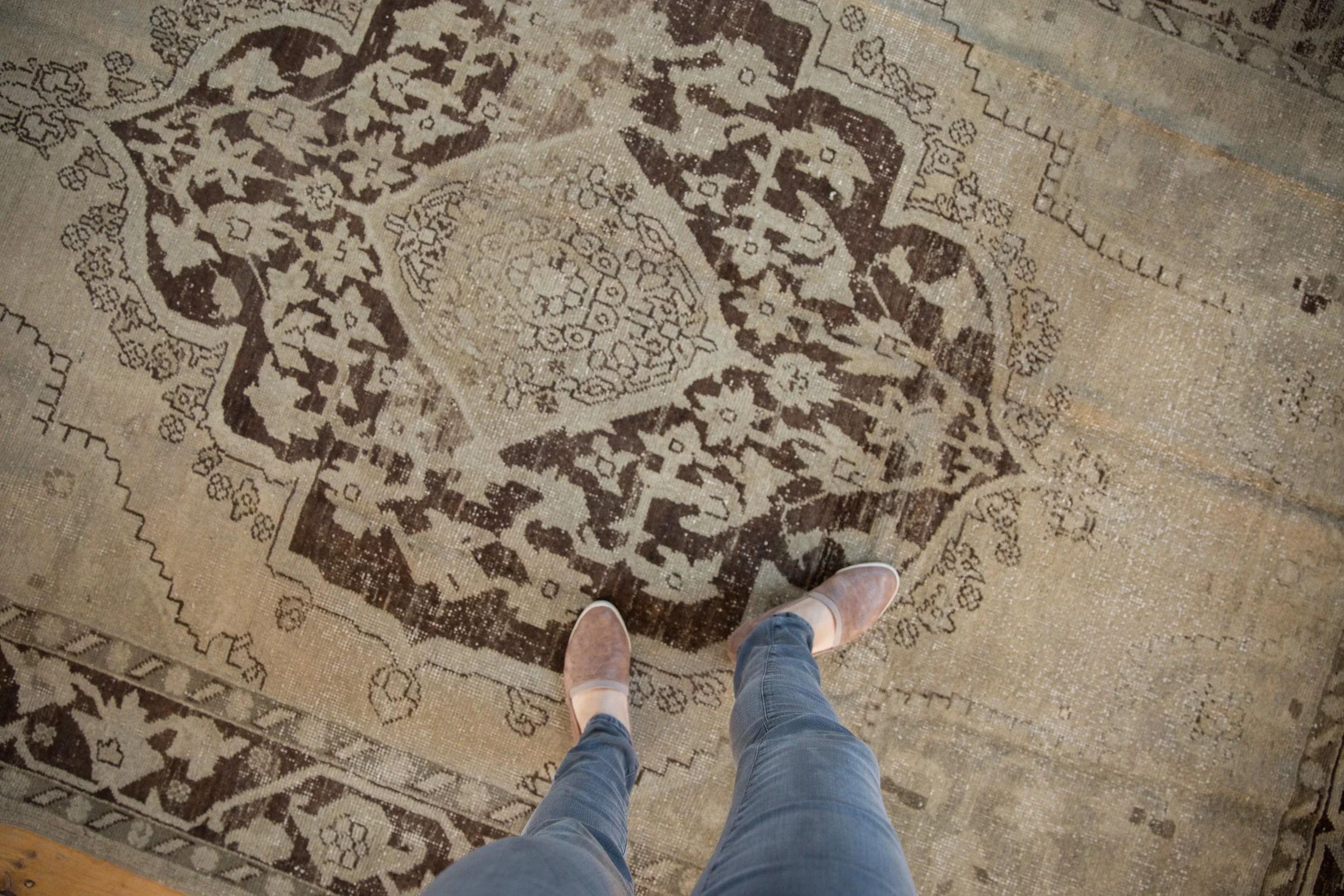 7x10 Vintage Distressed Oushak Carpet - Image 2