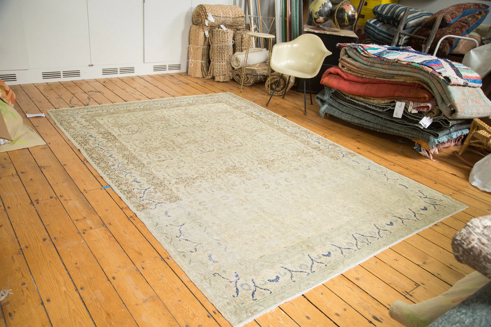 7x10 Vintage Distressed Sivas Carpet - Image 2