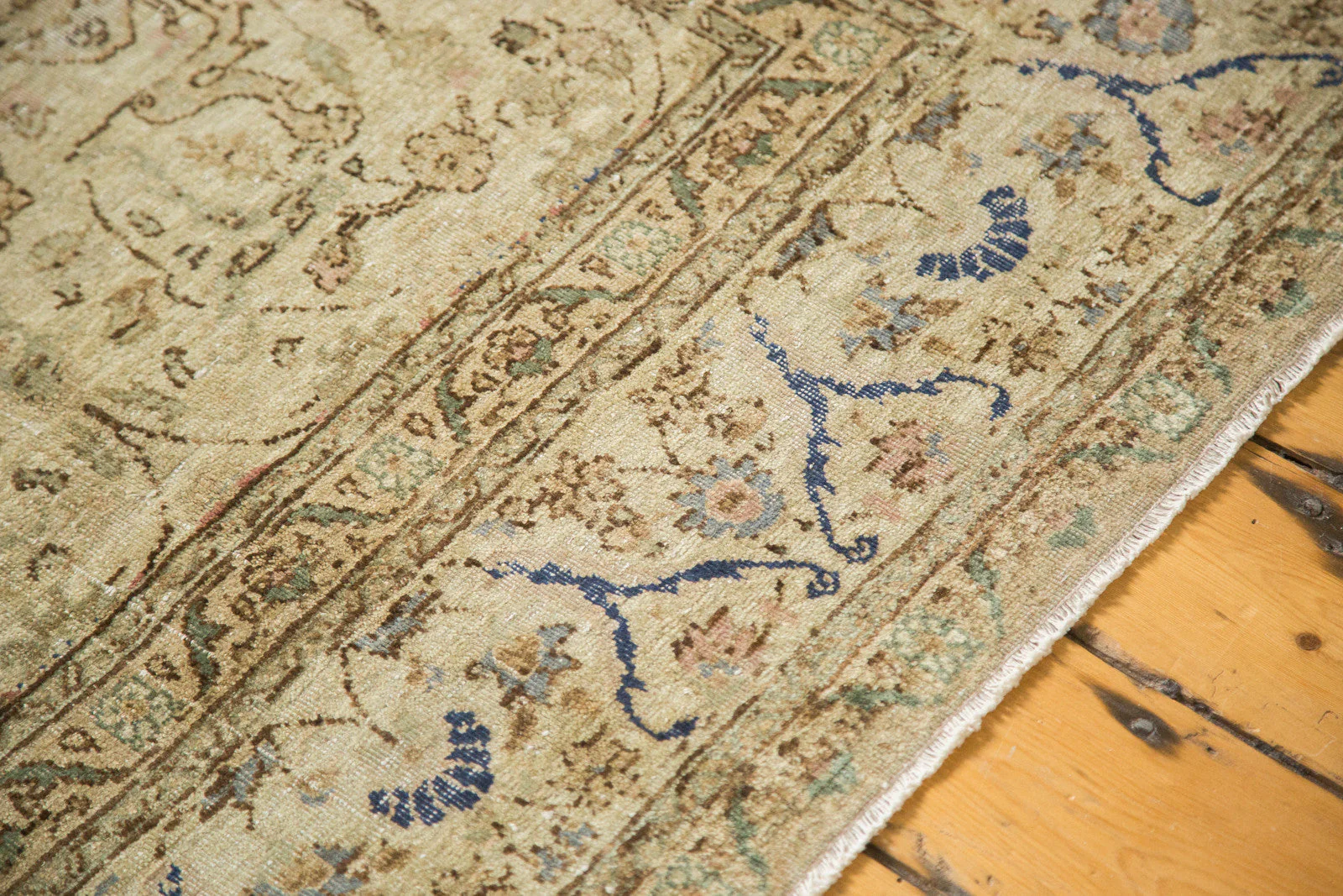 7x10 Vintage Distressed Sivas Carpet - Image 8