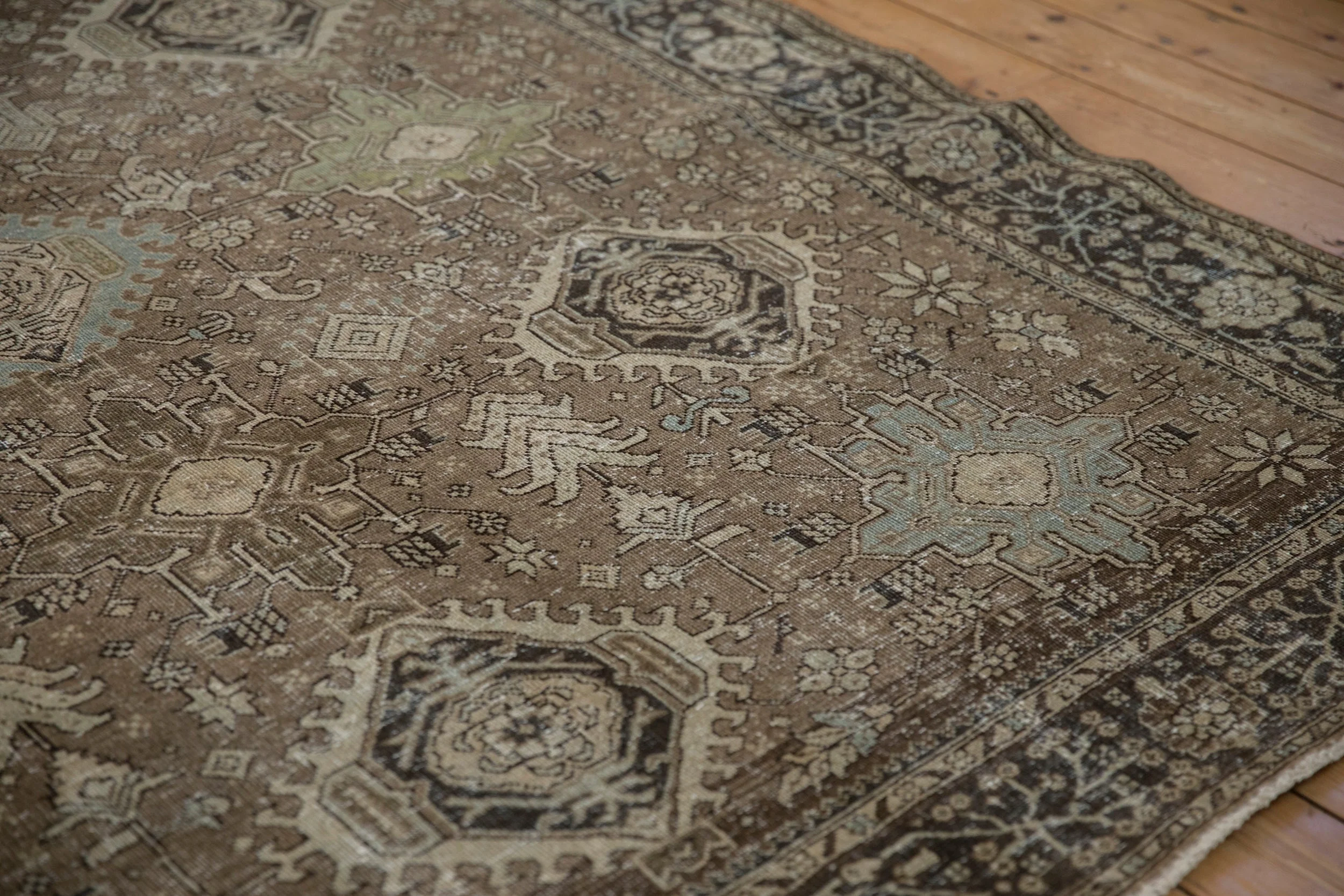 7x10 Vintage Fine Heriz Carpet - Image 6